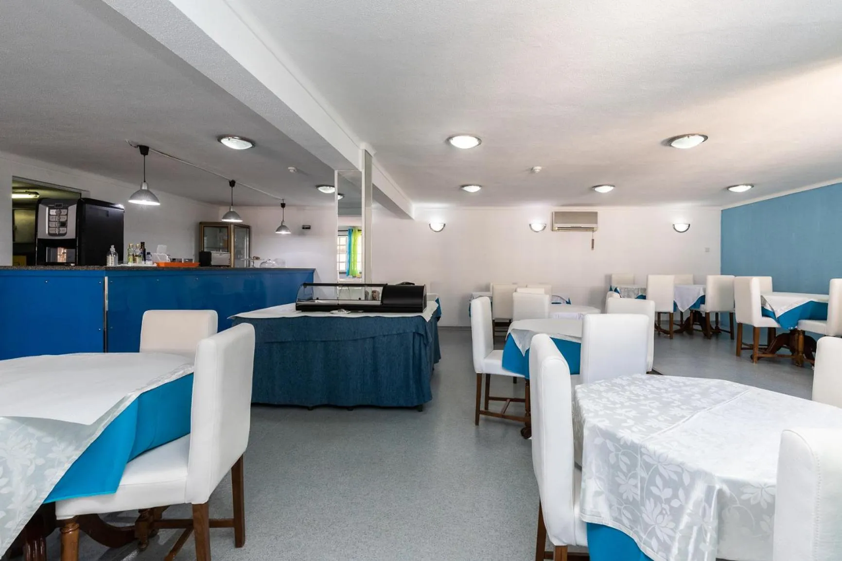 Continental breakfast in Hotel Azul Praia