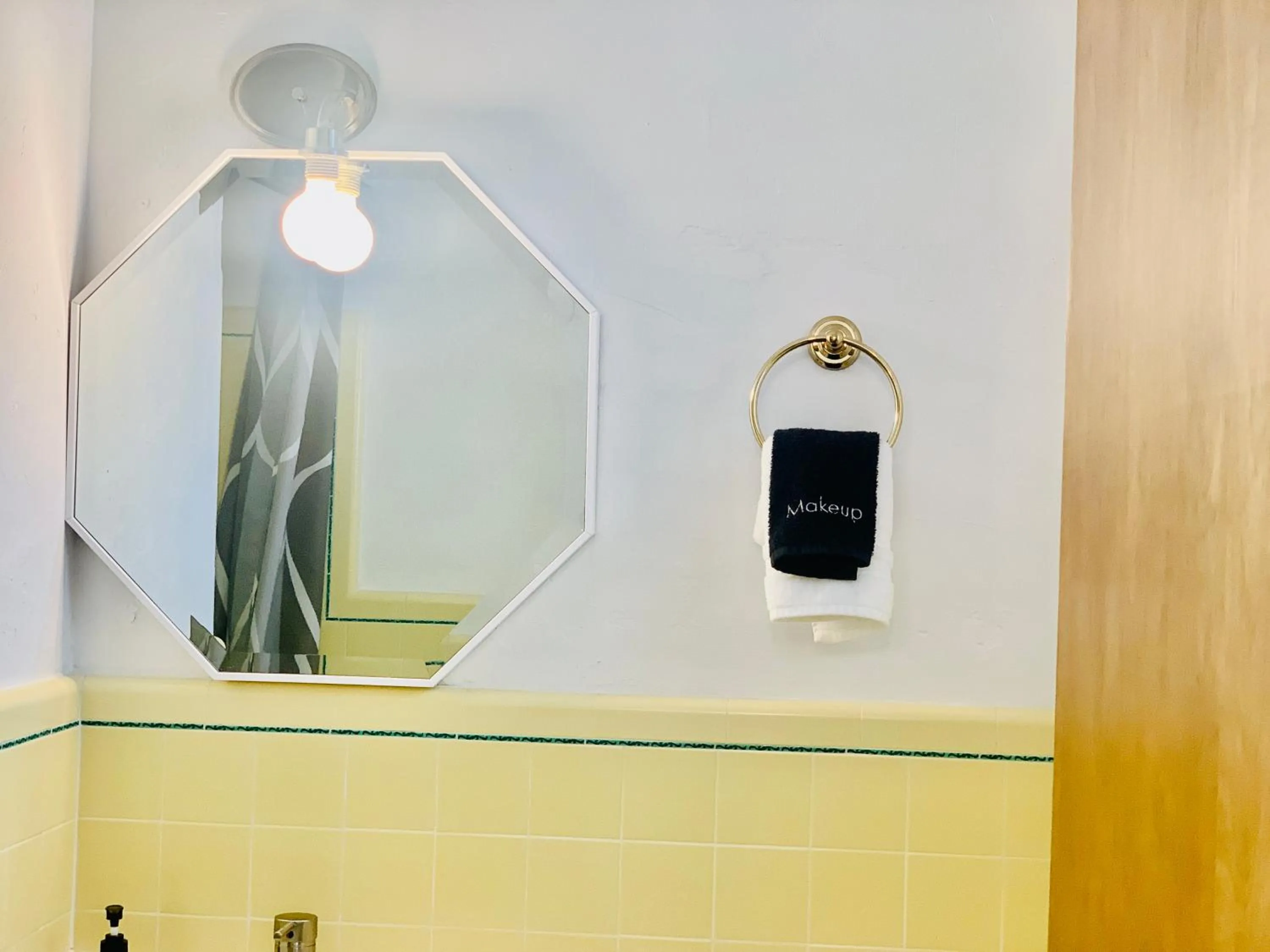 Dragonfly Motor Lodge