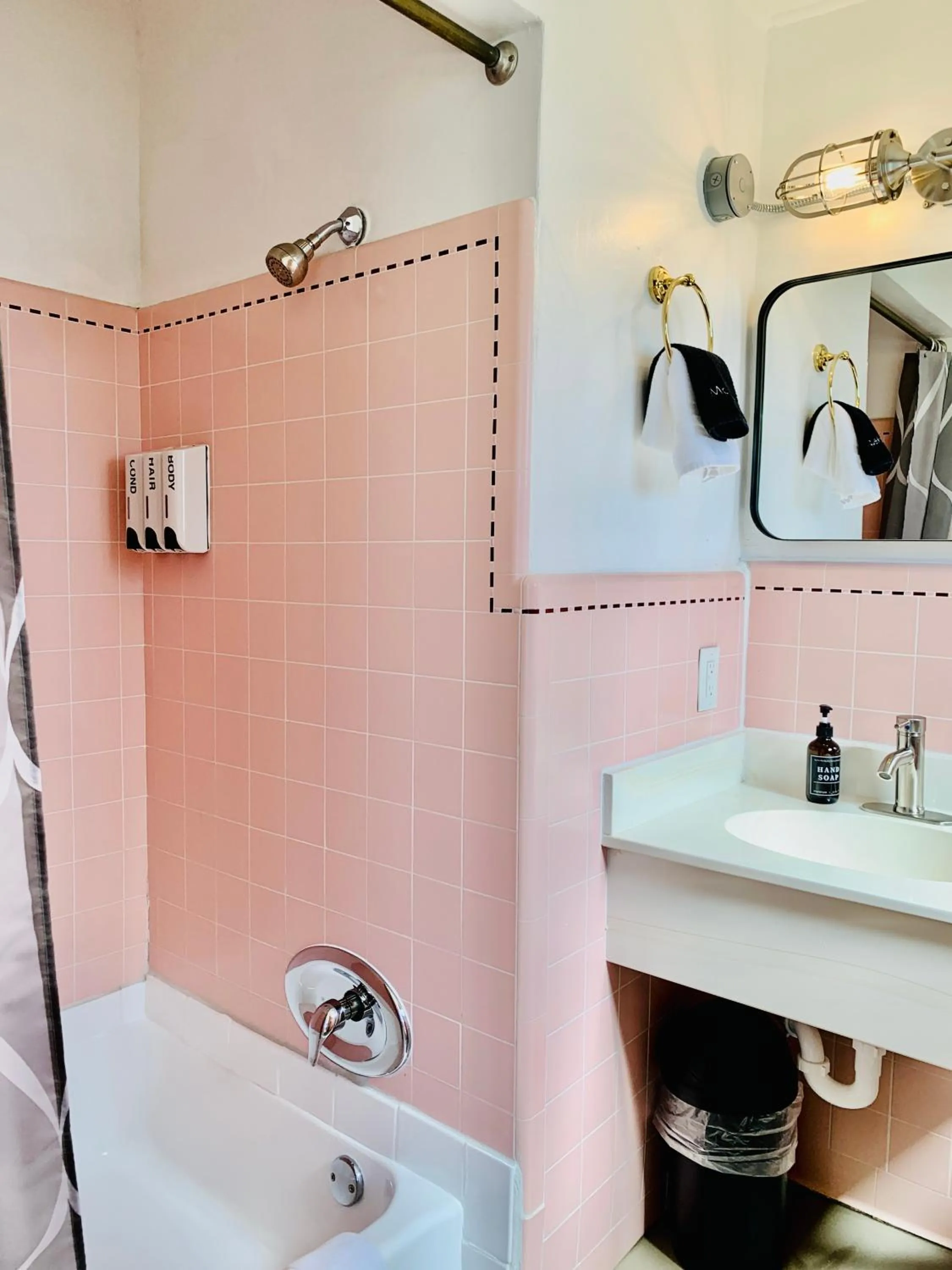 Dragonfly Motor Lodge