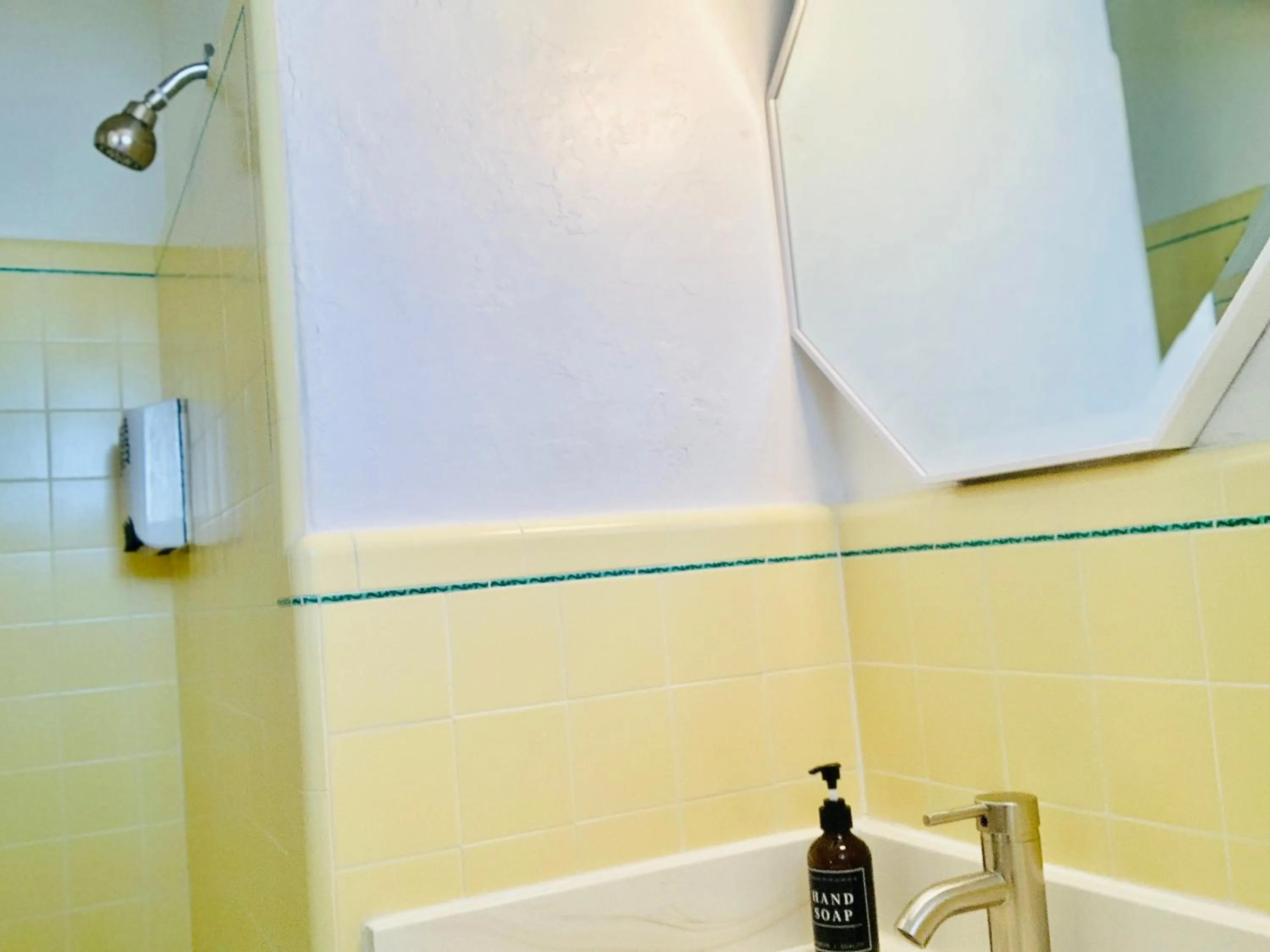 Dragonfly Motor Lodge