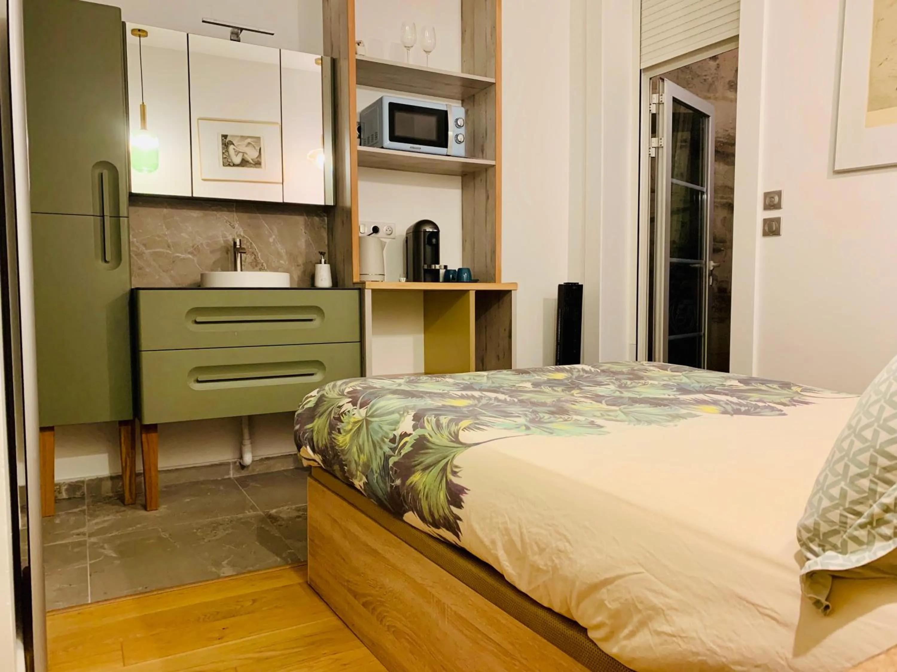 Bed in TANG Home-Bordeaux Hyper Centre