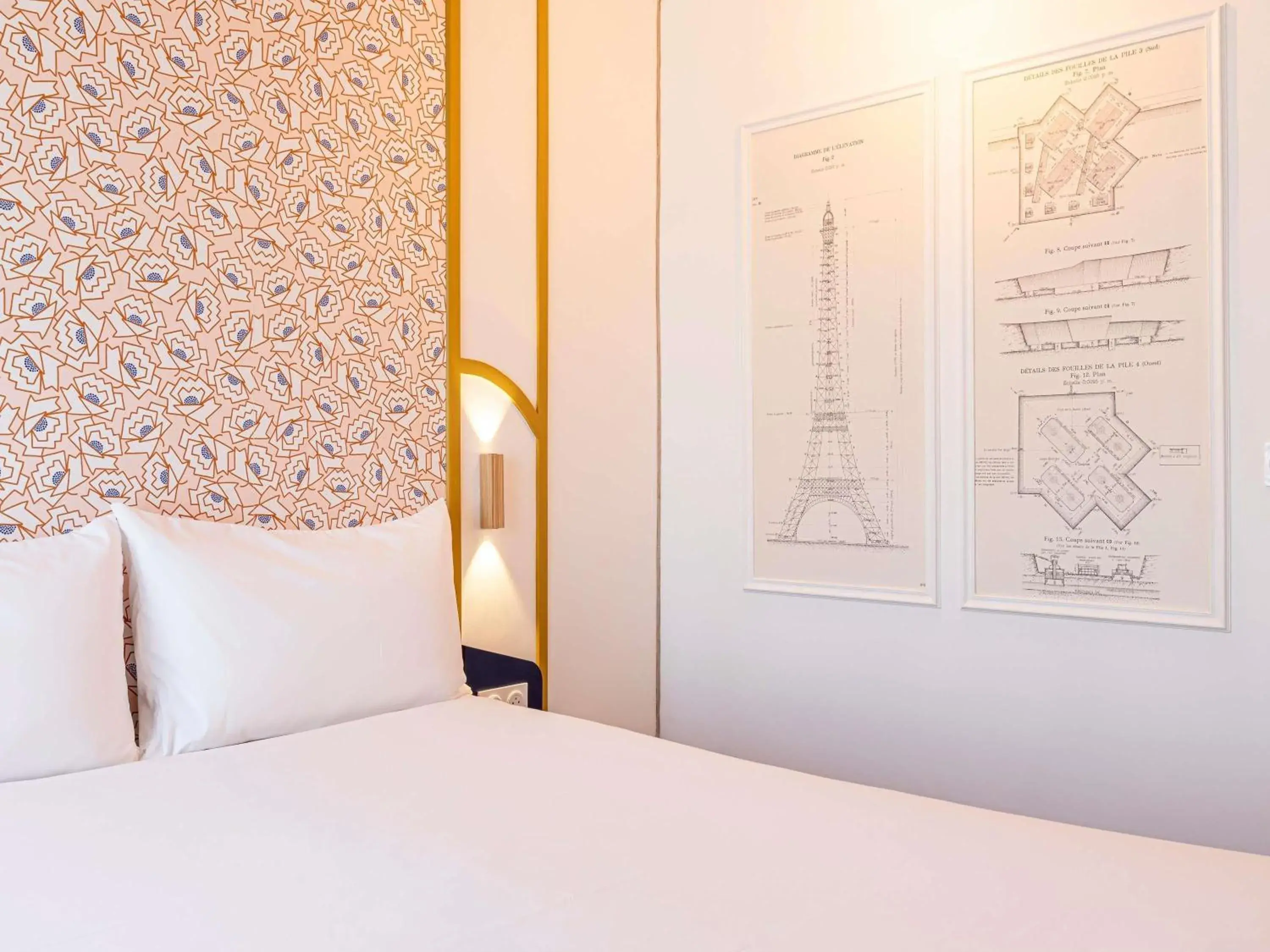 Property building, Bed in ibis Styles Paris Eiffel Cambronne Property building, Bed in ibis Styles Paris Eiffel Cambronne