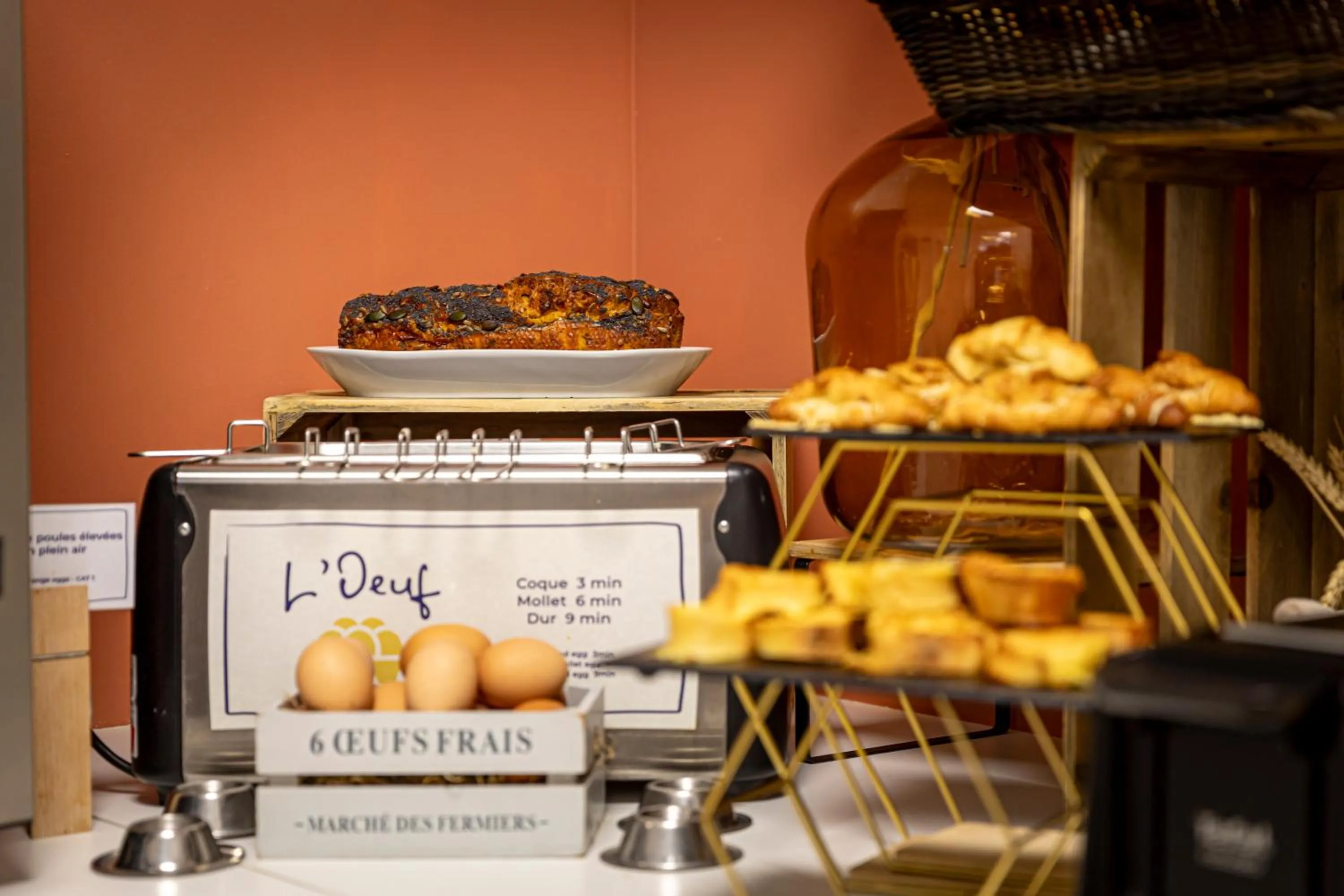 Breakfast in ibis Styles Paris Eiffel Cambronne