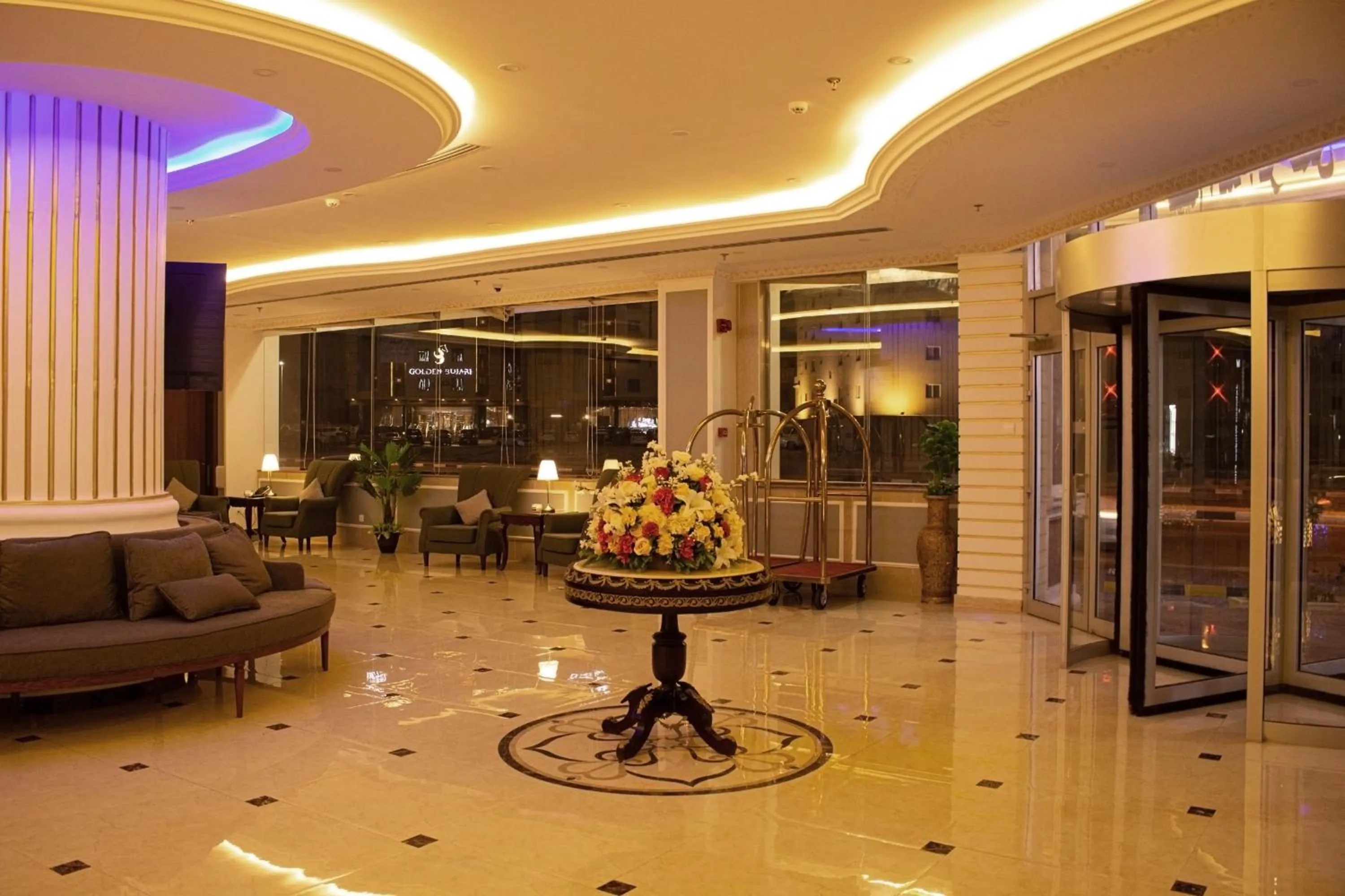 Lobby or reception in Rona Al Khobar Hotel