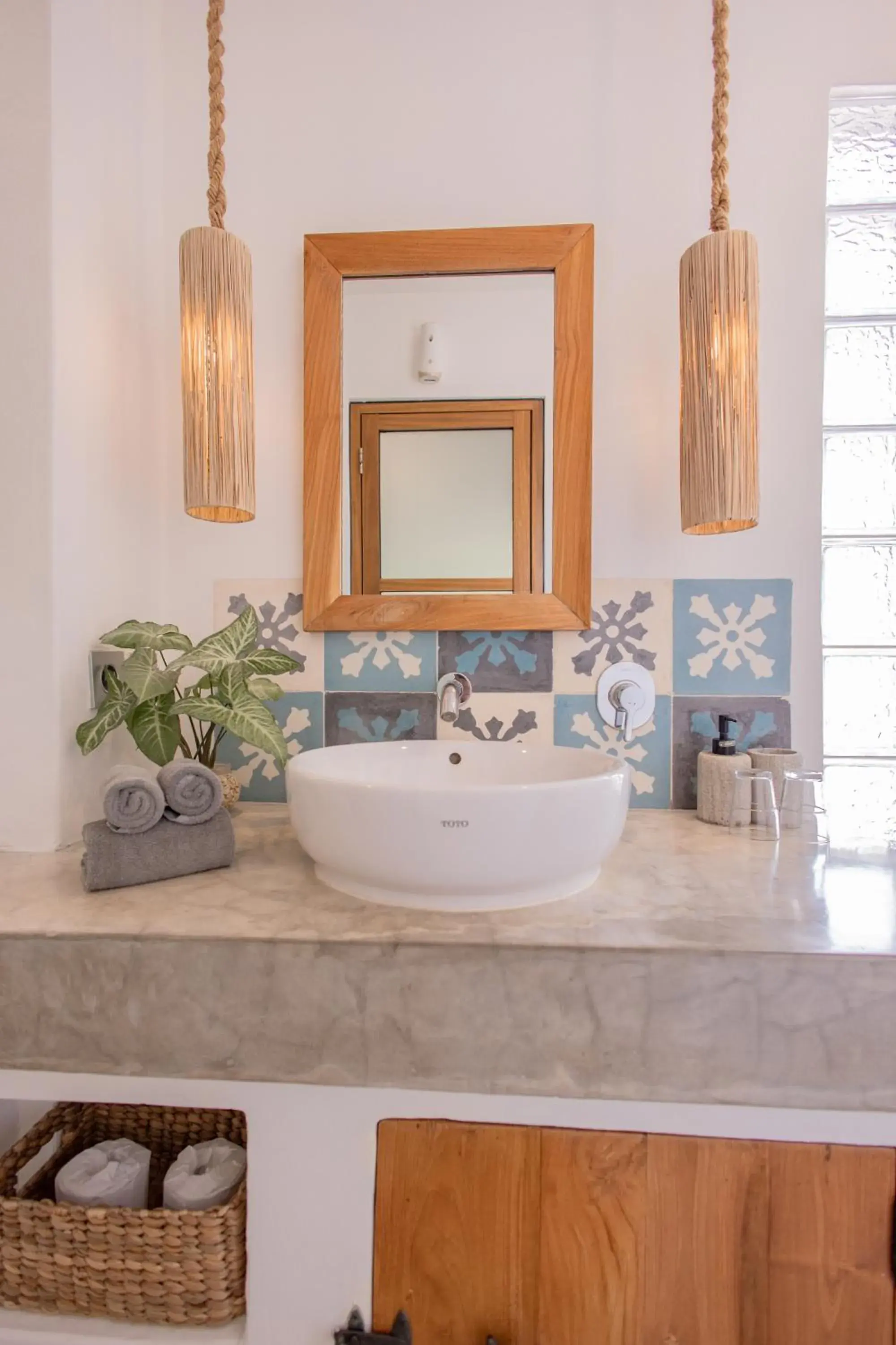 Bathroom in Seaesta Komodo Hotel & Hostel Bathroom in Seaesta Komodo Hotel & Hostel