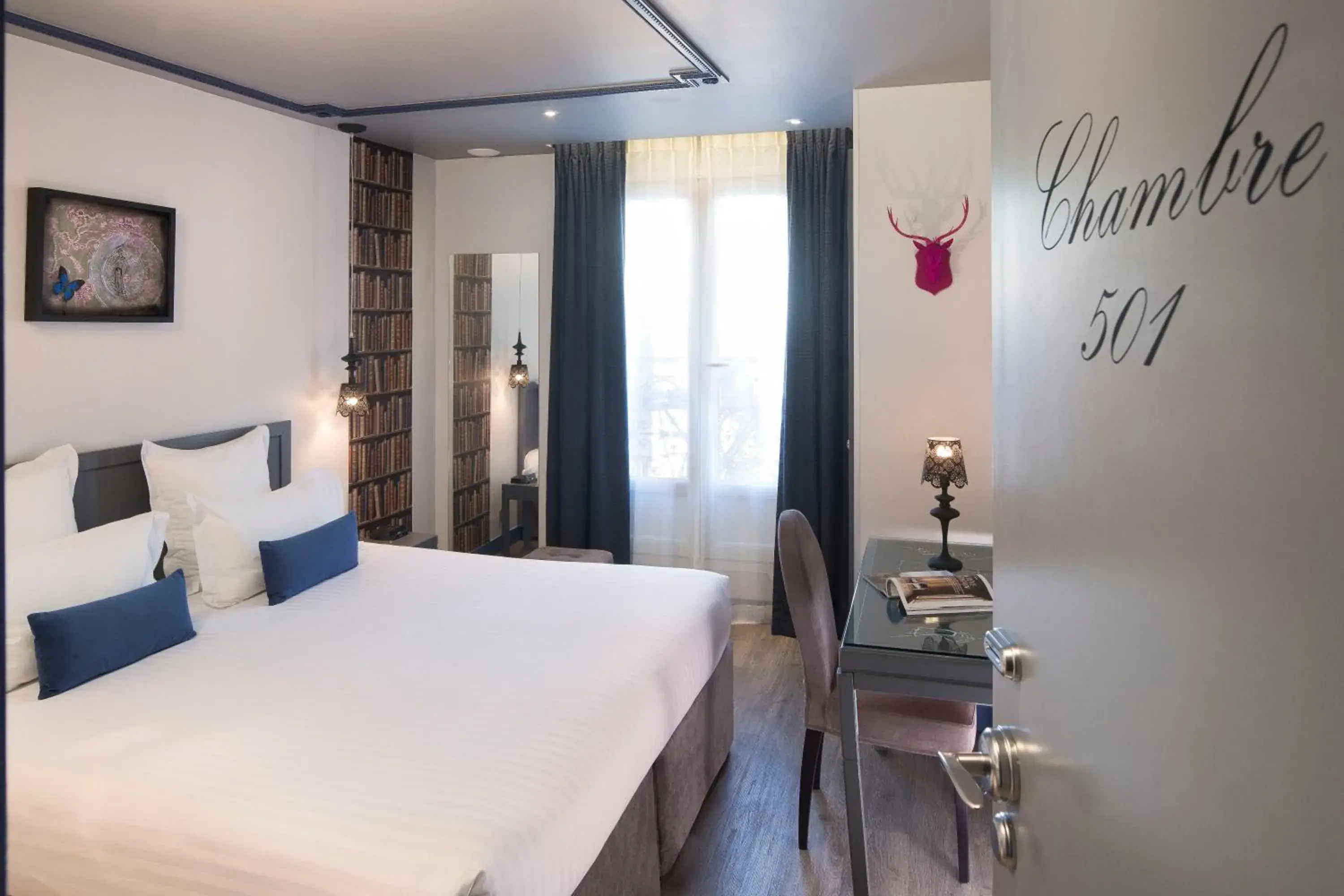 Day, Bed in Hotel Mademoiselle Day, Bed in Hotel Mademoiselle