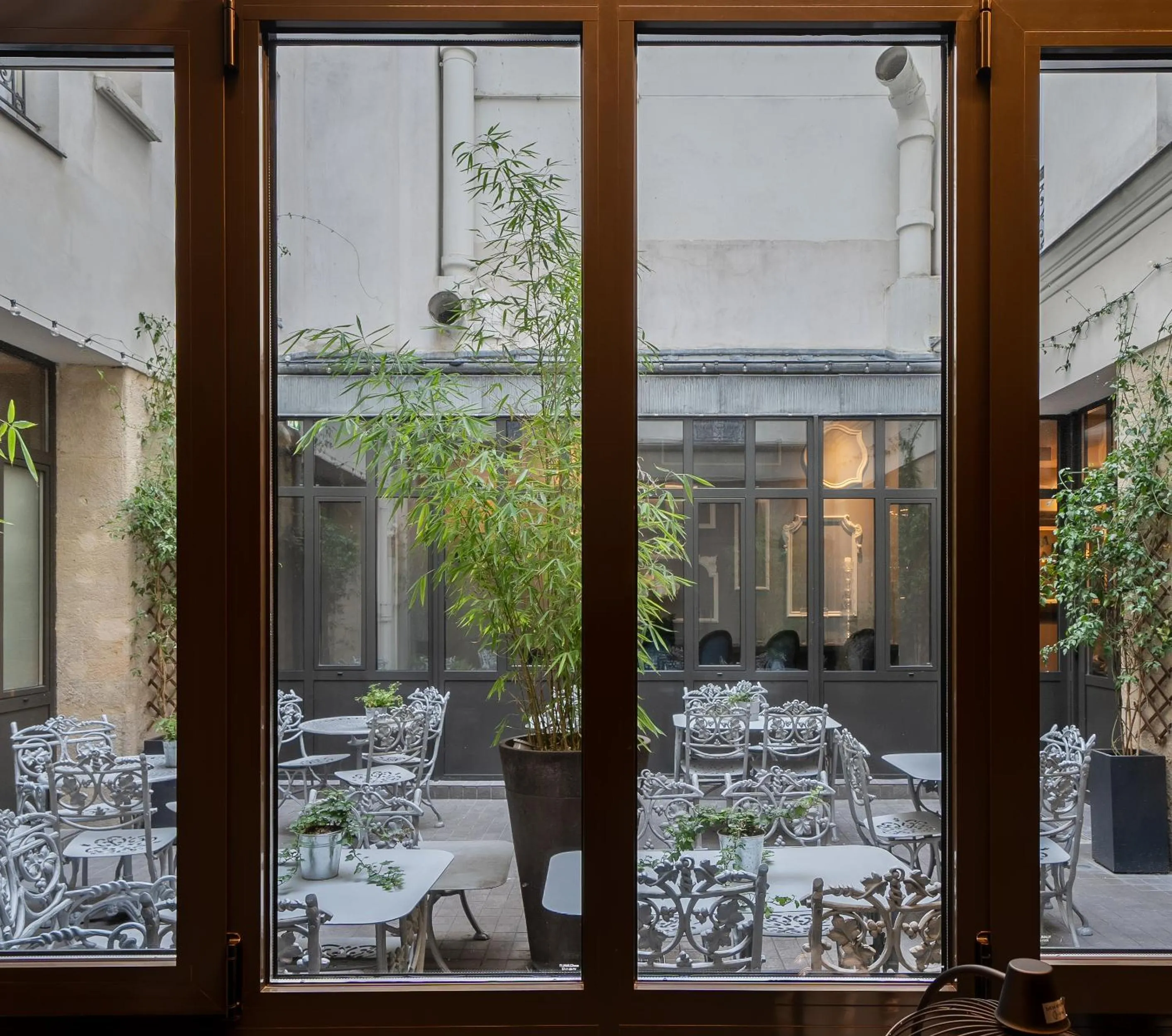 Patio in Hotel Mademoiselle