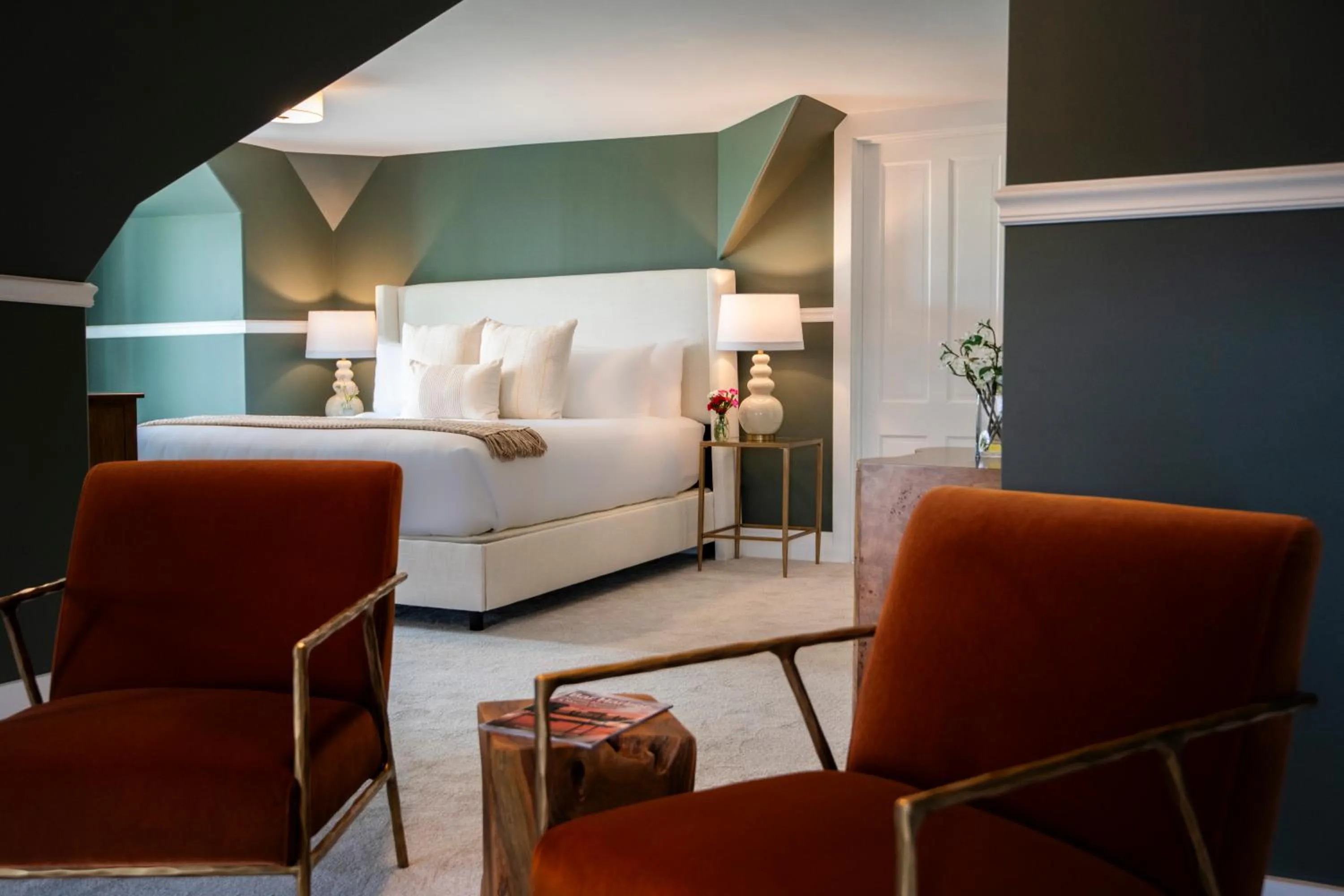 Deluxe King, Room 16 in Cleftstone Inn