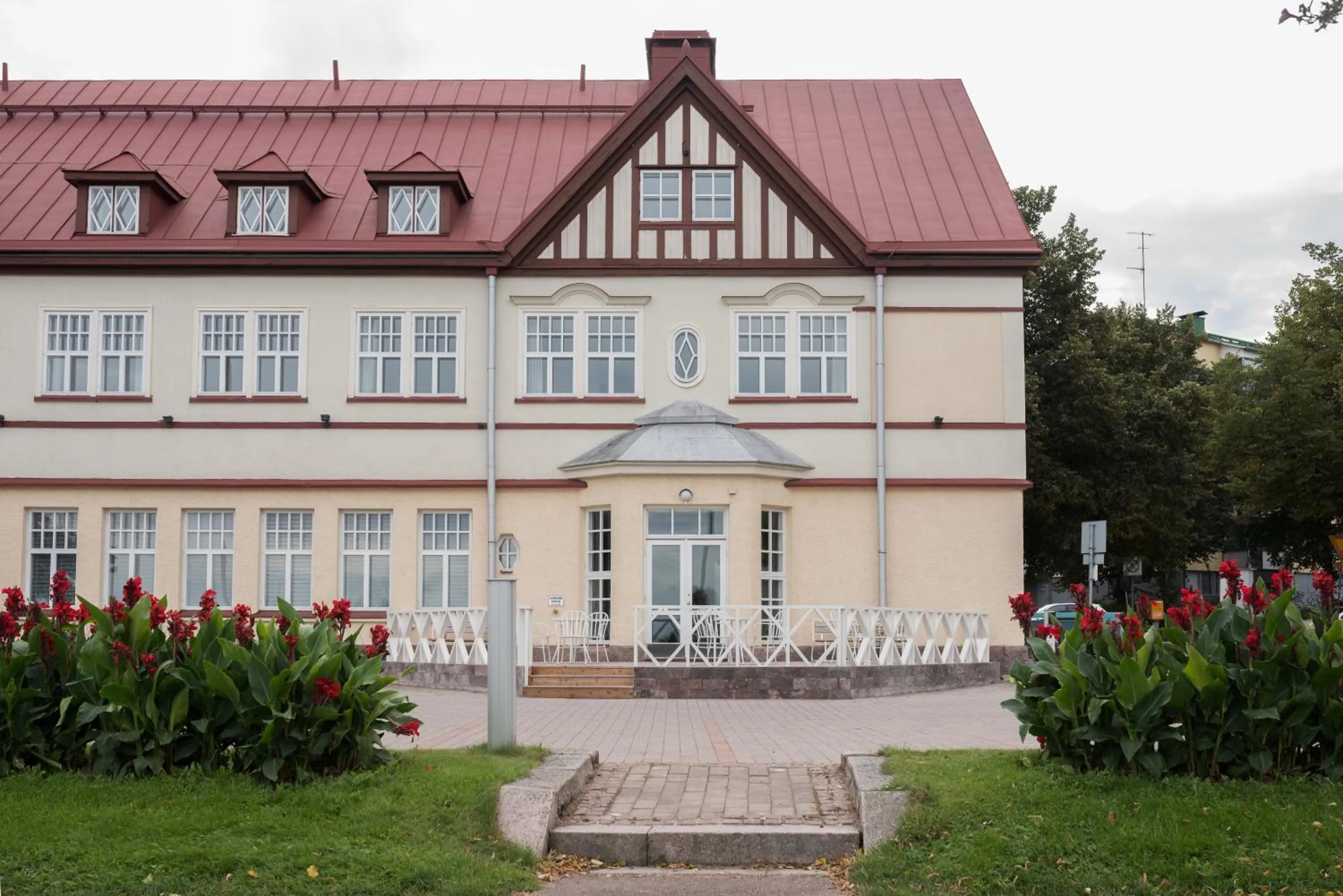 Property building in Boutique Hotel Lähde