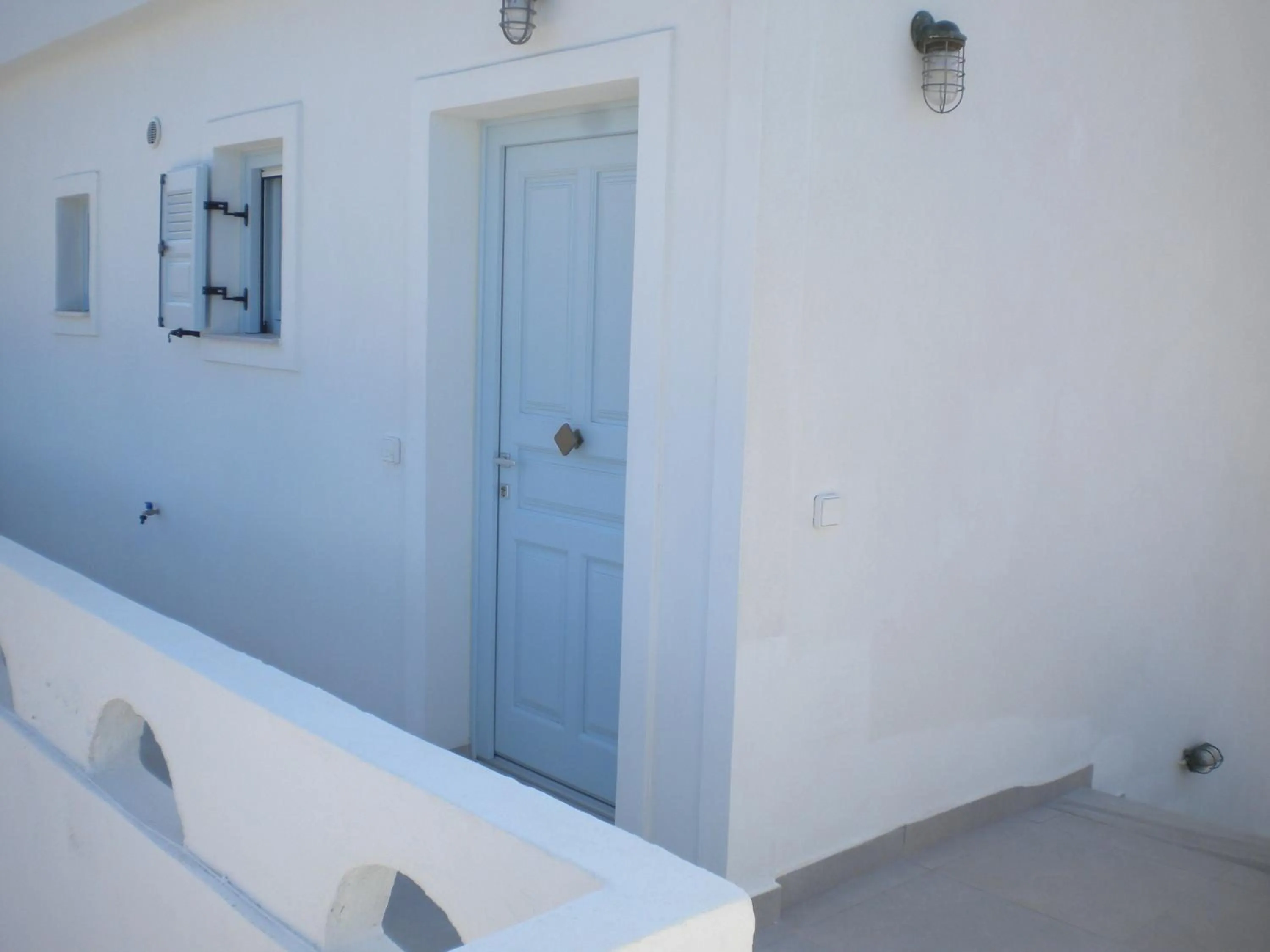 Property building in Starlight Luxury Seaside Villa & Suites