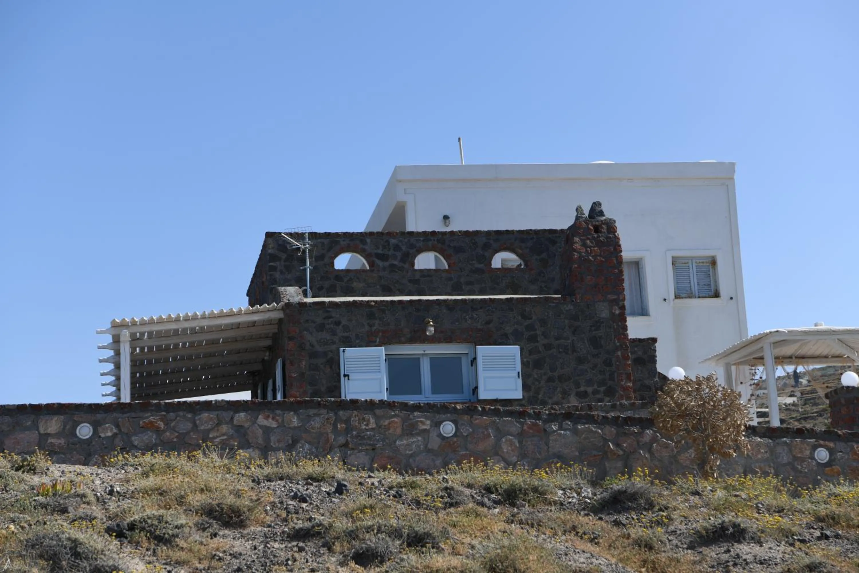 Property building in Starlight Luxury Seaside Villa & Suites