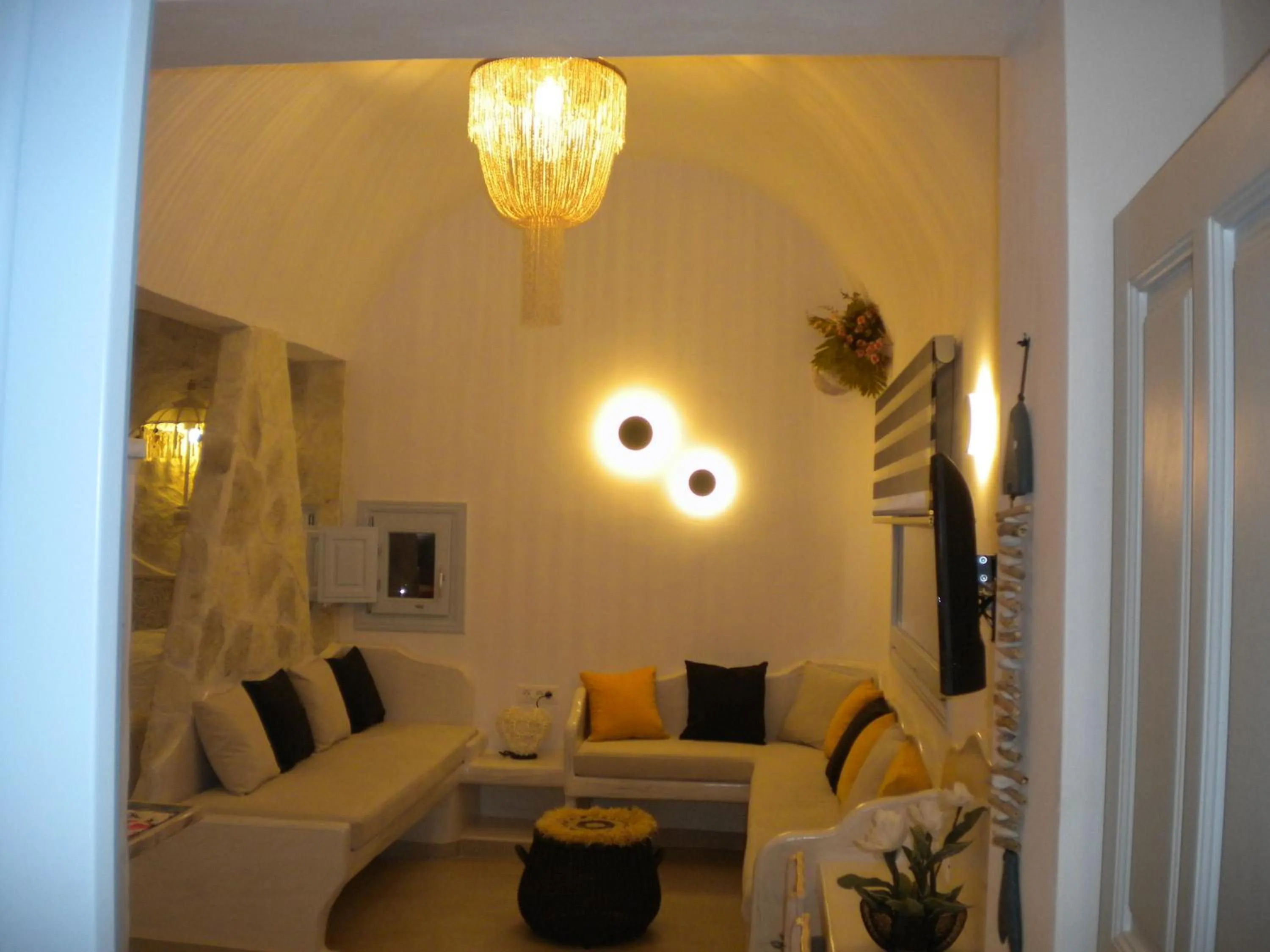 Living room in Starlight Luxury Seaside Villa & Suites