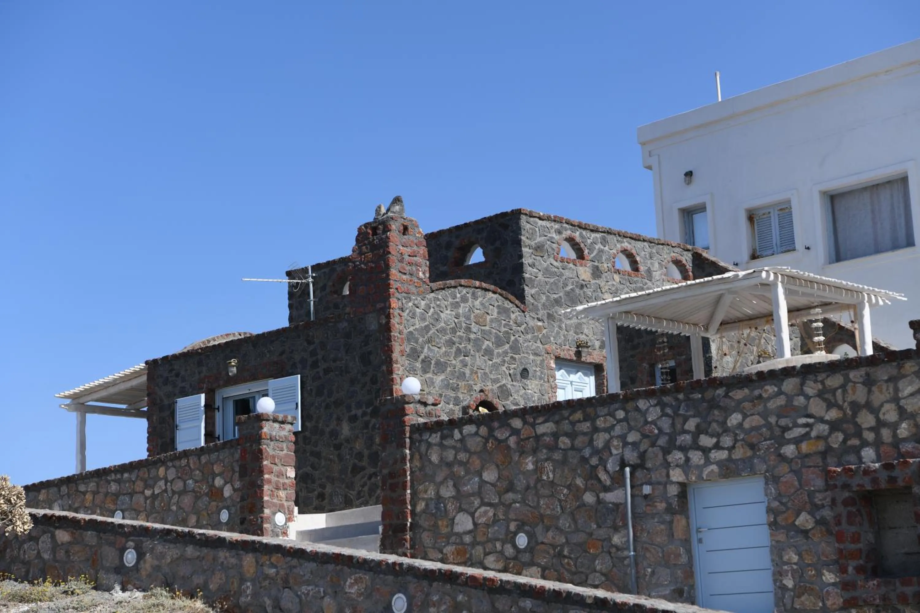 Property building in Starlight Luxury Seaside Villa & Suites