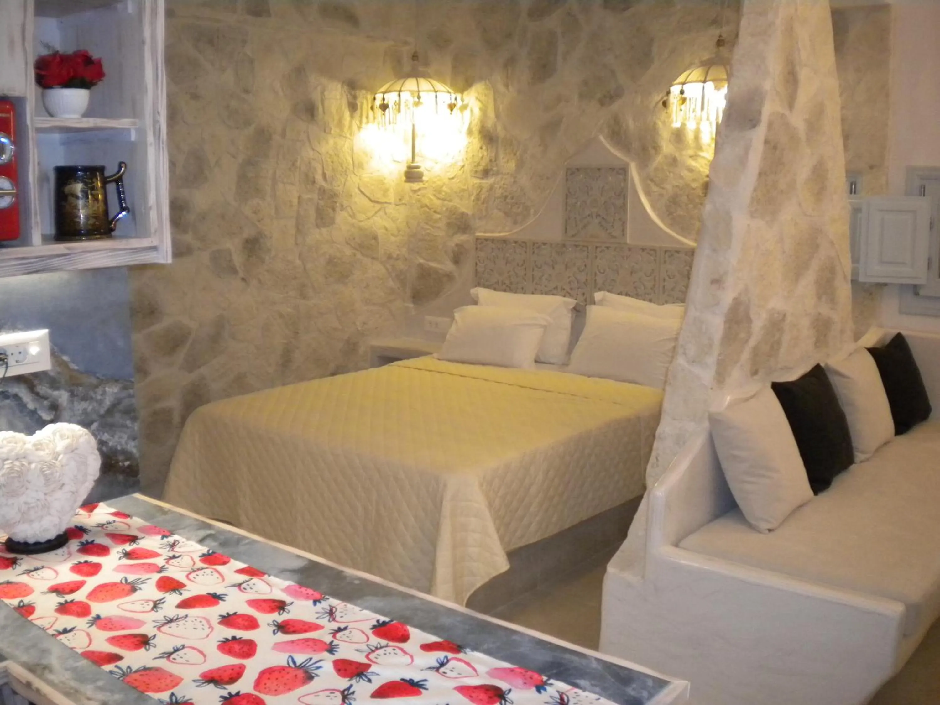 Property building, Bed in Starlight Luxury Seaside Villa & Suites