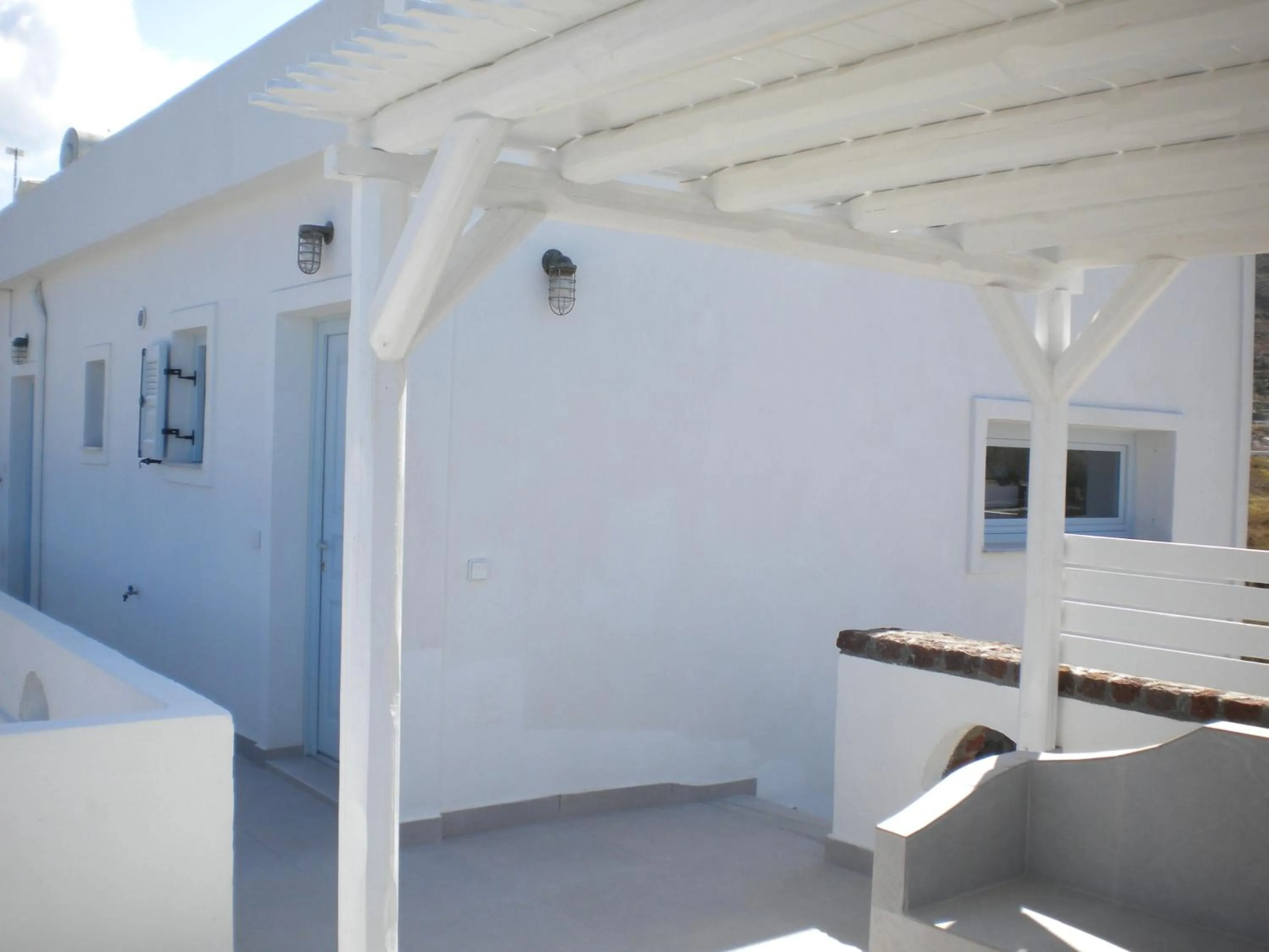 Property building in Starlight Luxury Seaside Villa & Suites