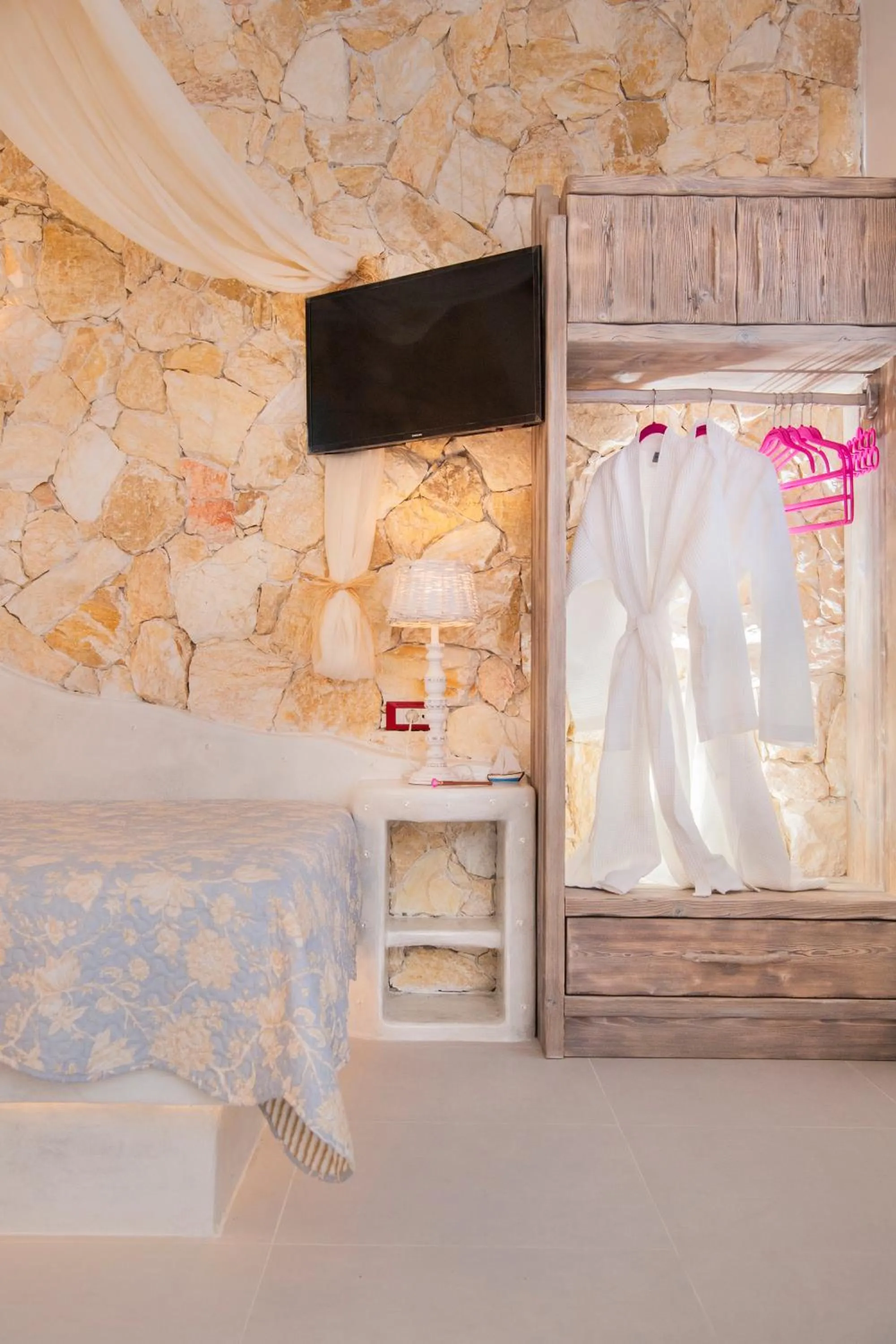 Property building, Bed in Starlight Luxury Seaside Villa & Suites