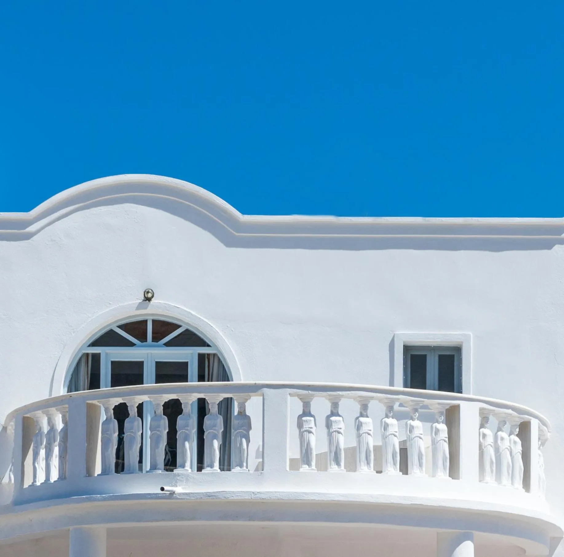 Property building in Starlight Luxury Seaside Villa & Suites