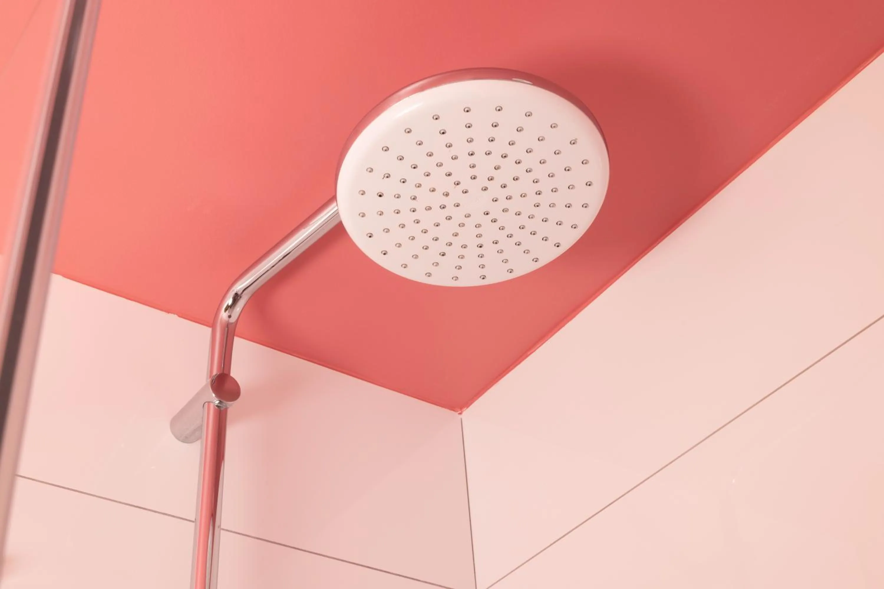 Shower in Hotel La Folie des Pres - Saint-Germain-des-Pres