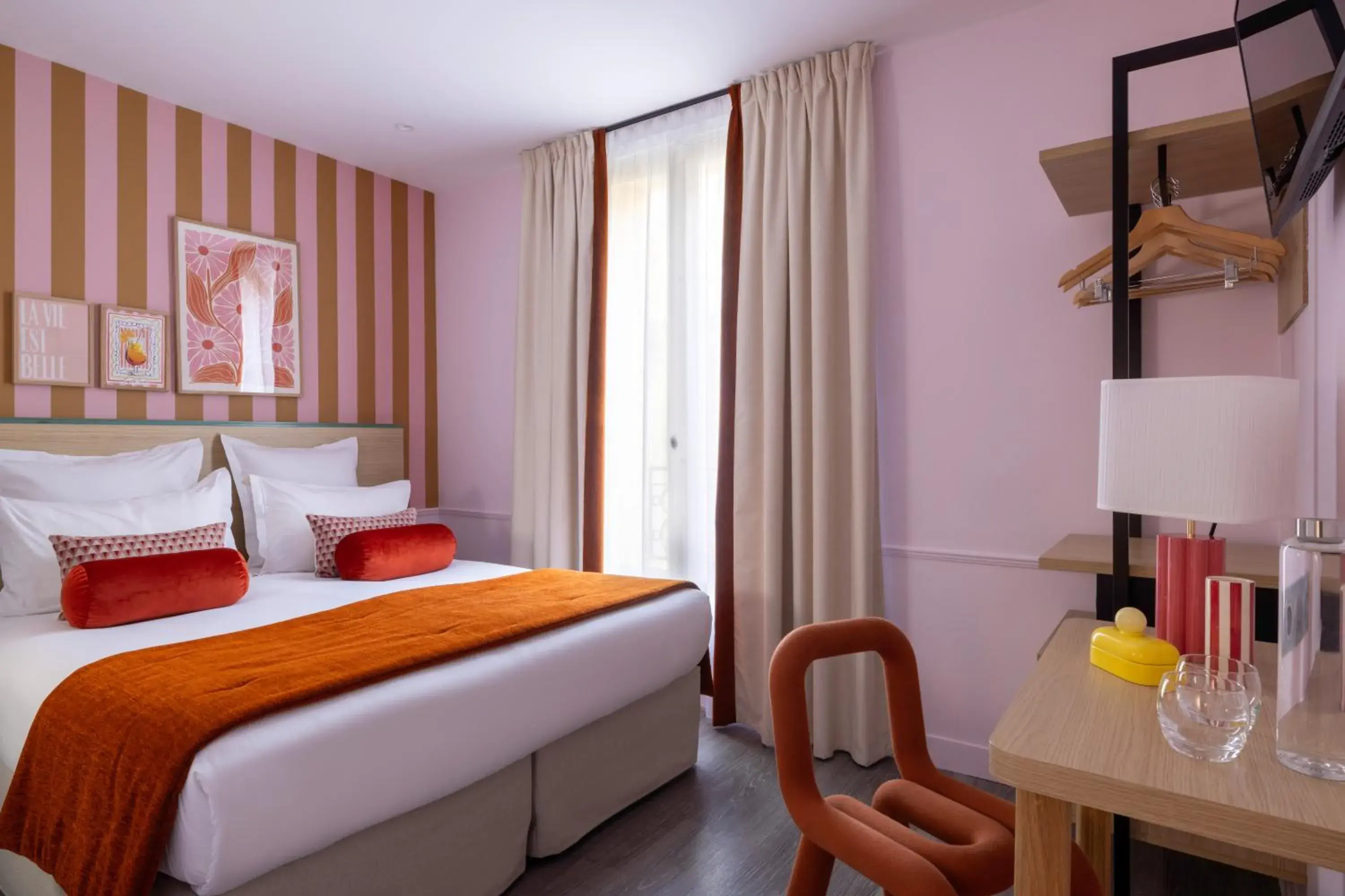 Deluxe Room in Hotel La Folie des Pres - Saint-Germain-des-Pres Deluxe Room in Hotel La Folie des Pres - Saint-Germain-des-Pres