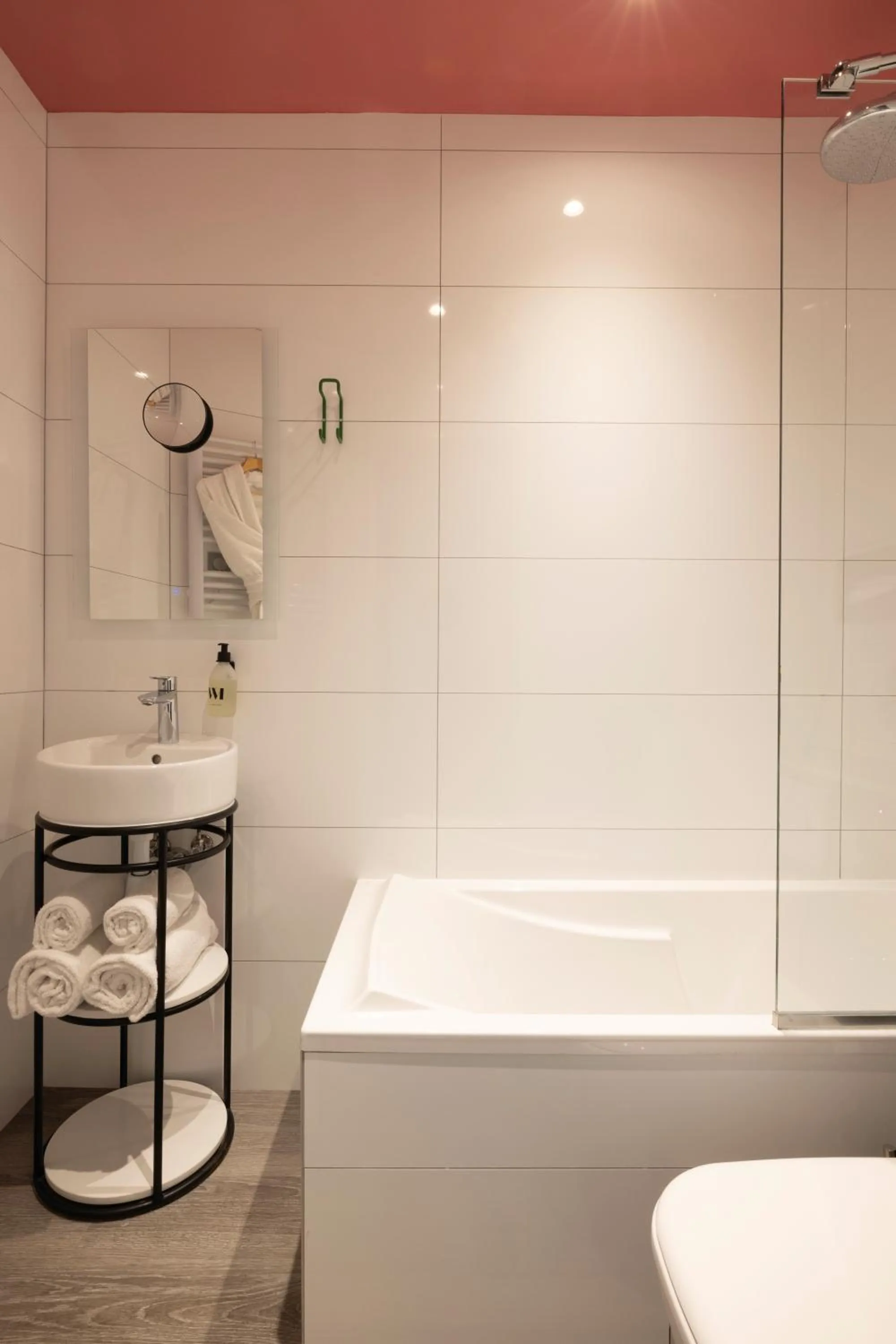 Shower in Hotel La Folie des Pres - Saint-Germain-des-Pres