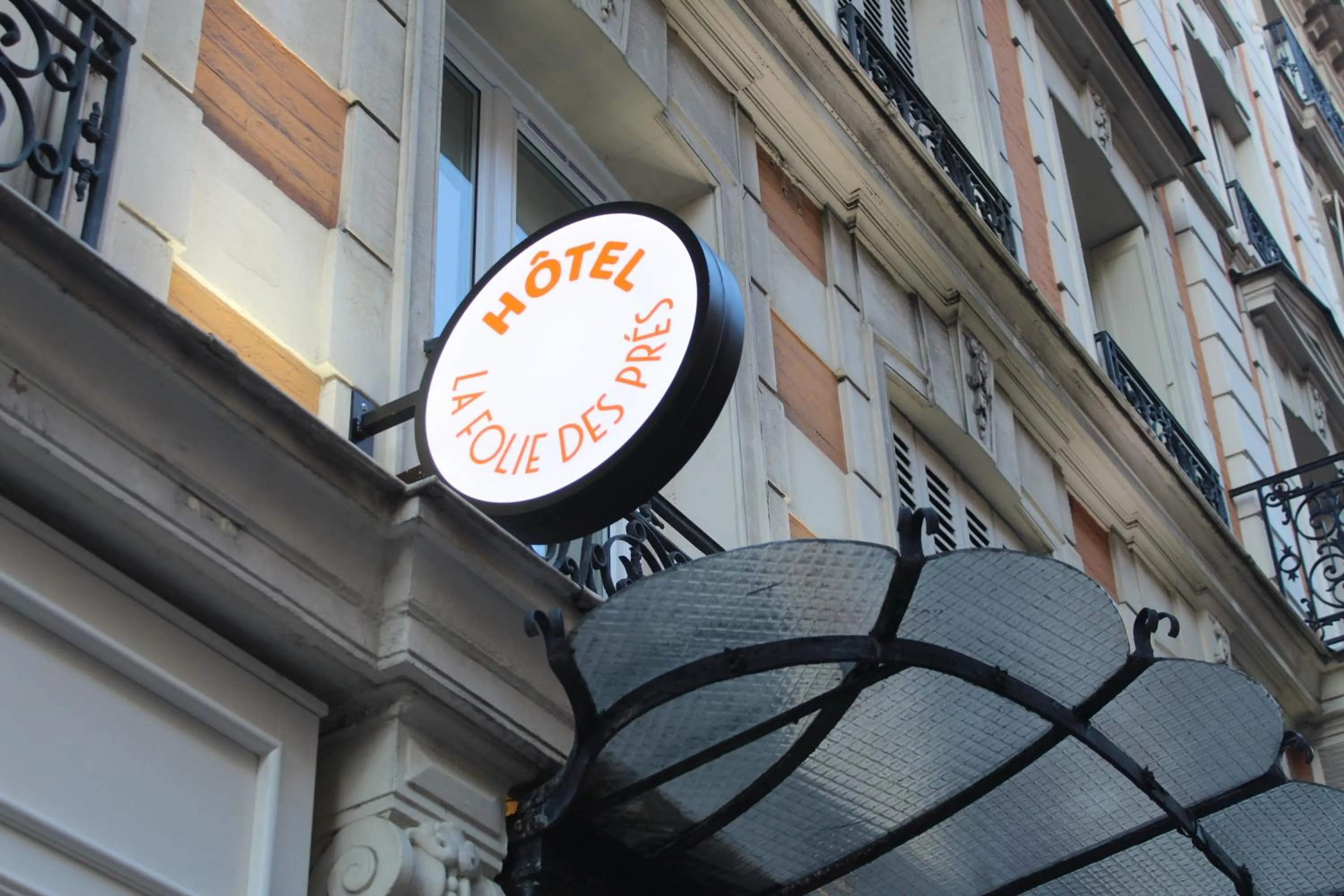 Property building in Hotel La Folie des Pres - Saint-Germain-des-Pres