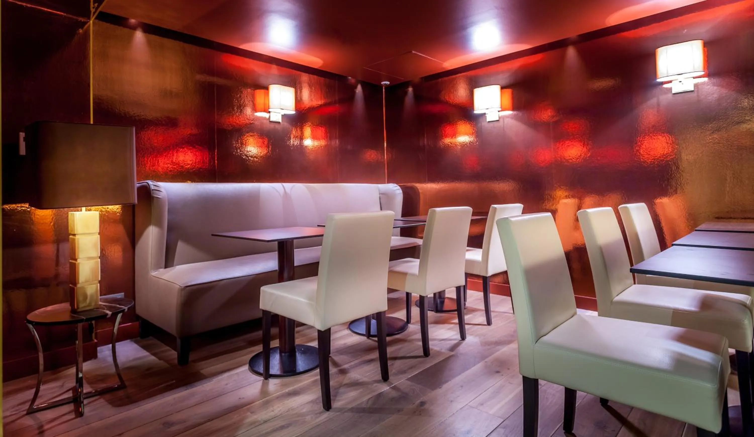 Lounge or bar in Hotel Armoni Paris