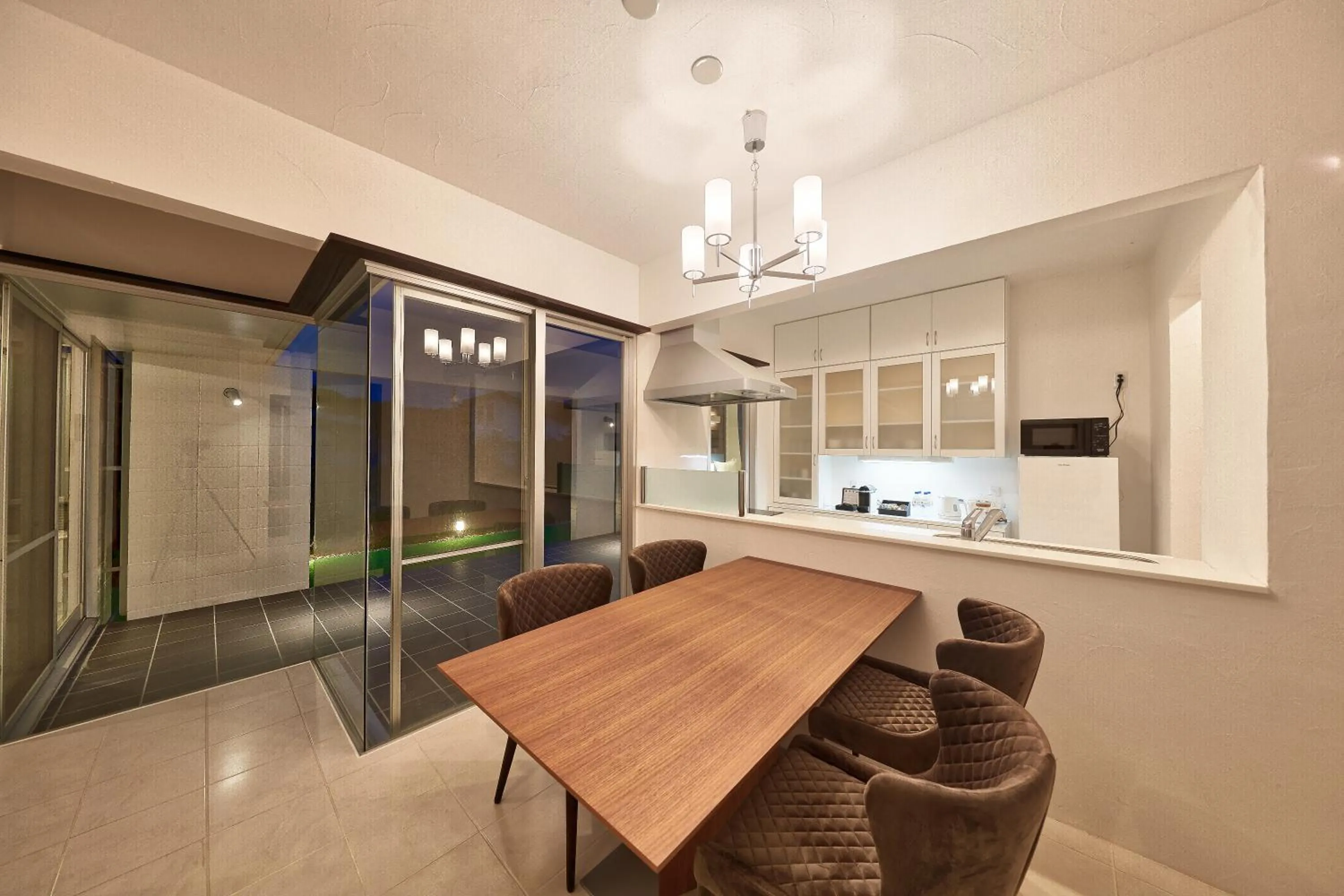 Night in Sky Villa Toyohara