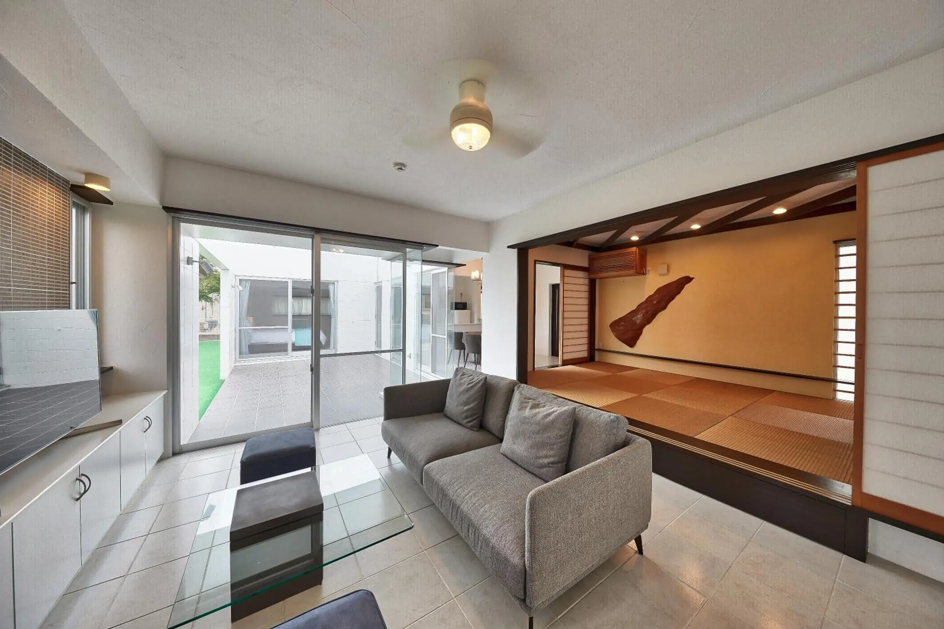Living room in Sky Villa Toyohara Living room in Sky Villa Toyohara