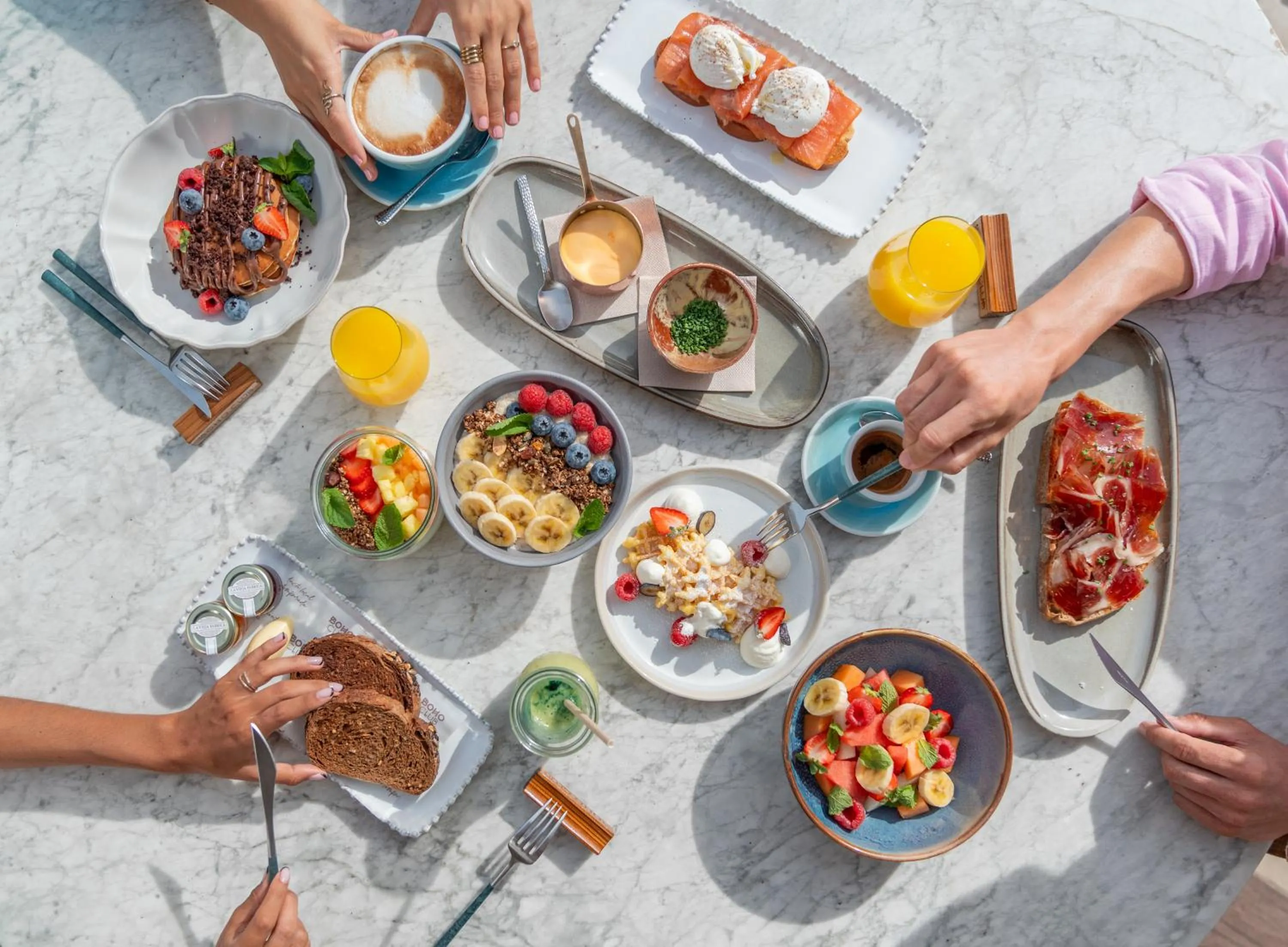 Restaurant/places to eat in Boho Club