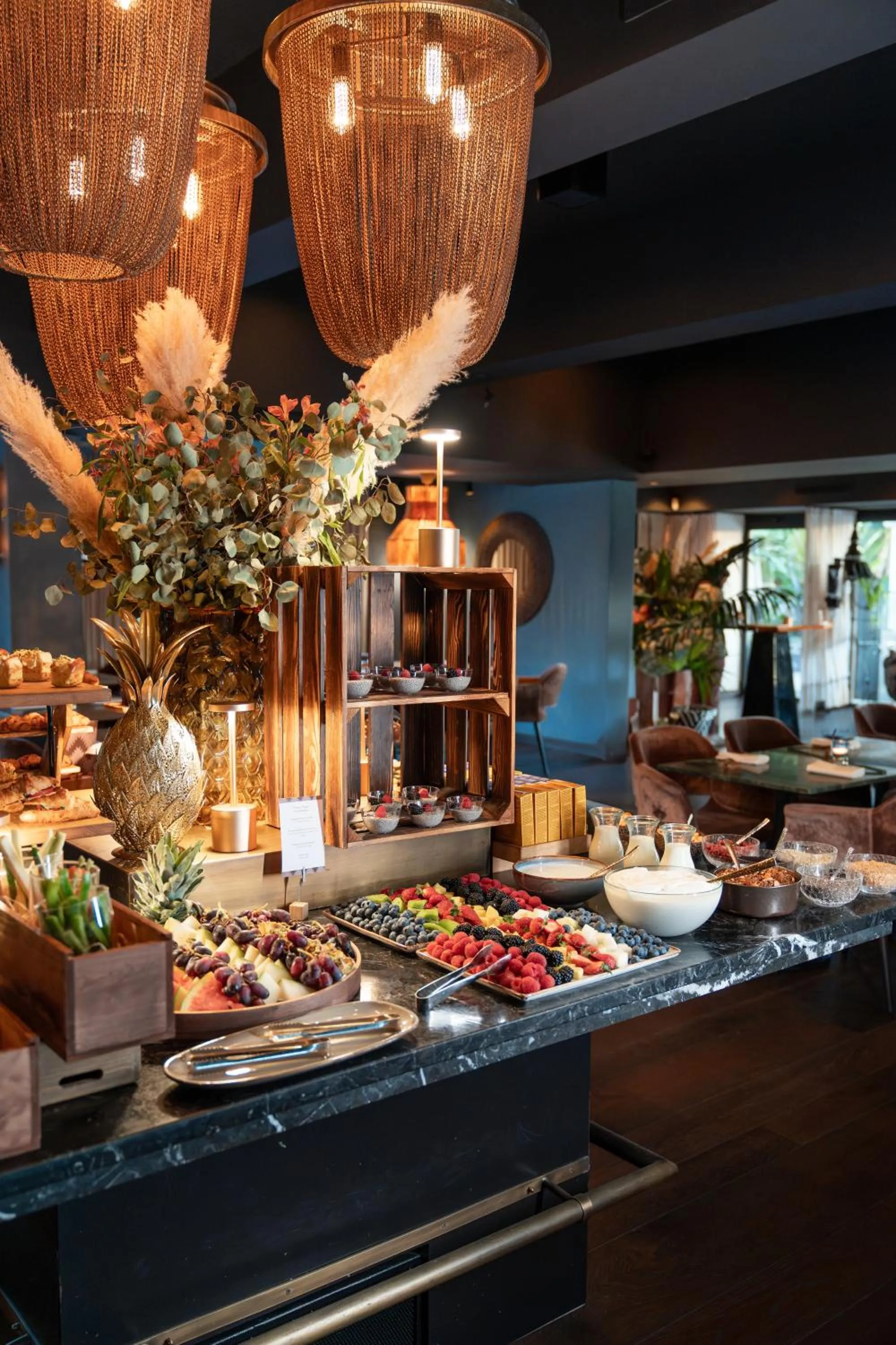 Restaurant/places to eat in Boho Club