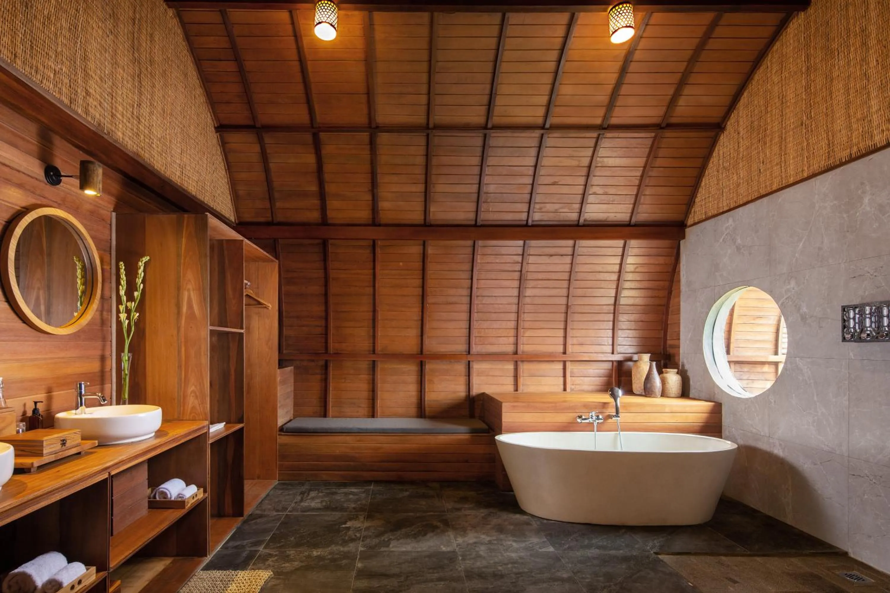 Toilet in Beehouse Dijiwa Ubud