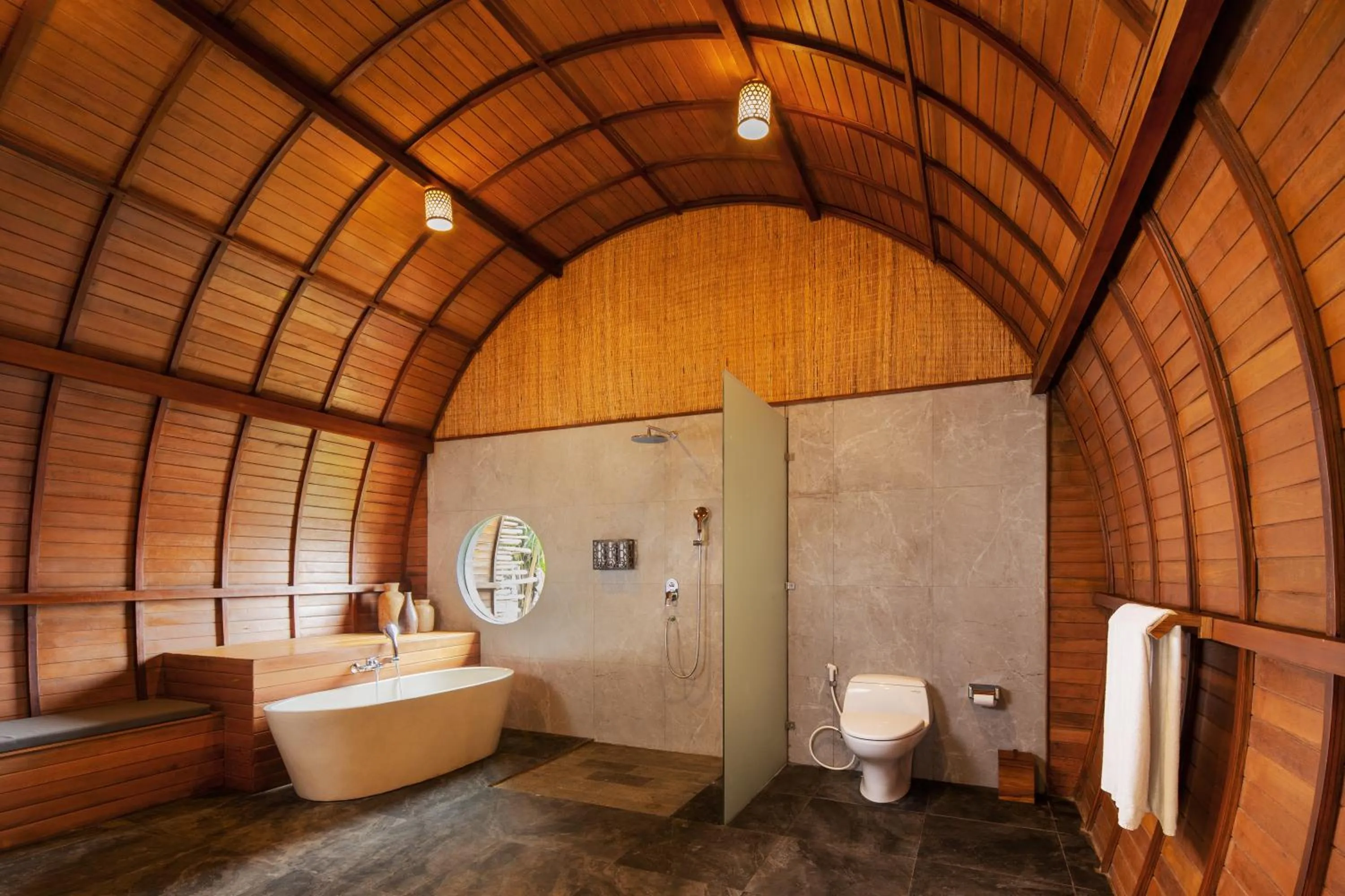 Shower in Beehouse Dijiwa Ubud