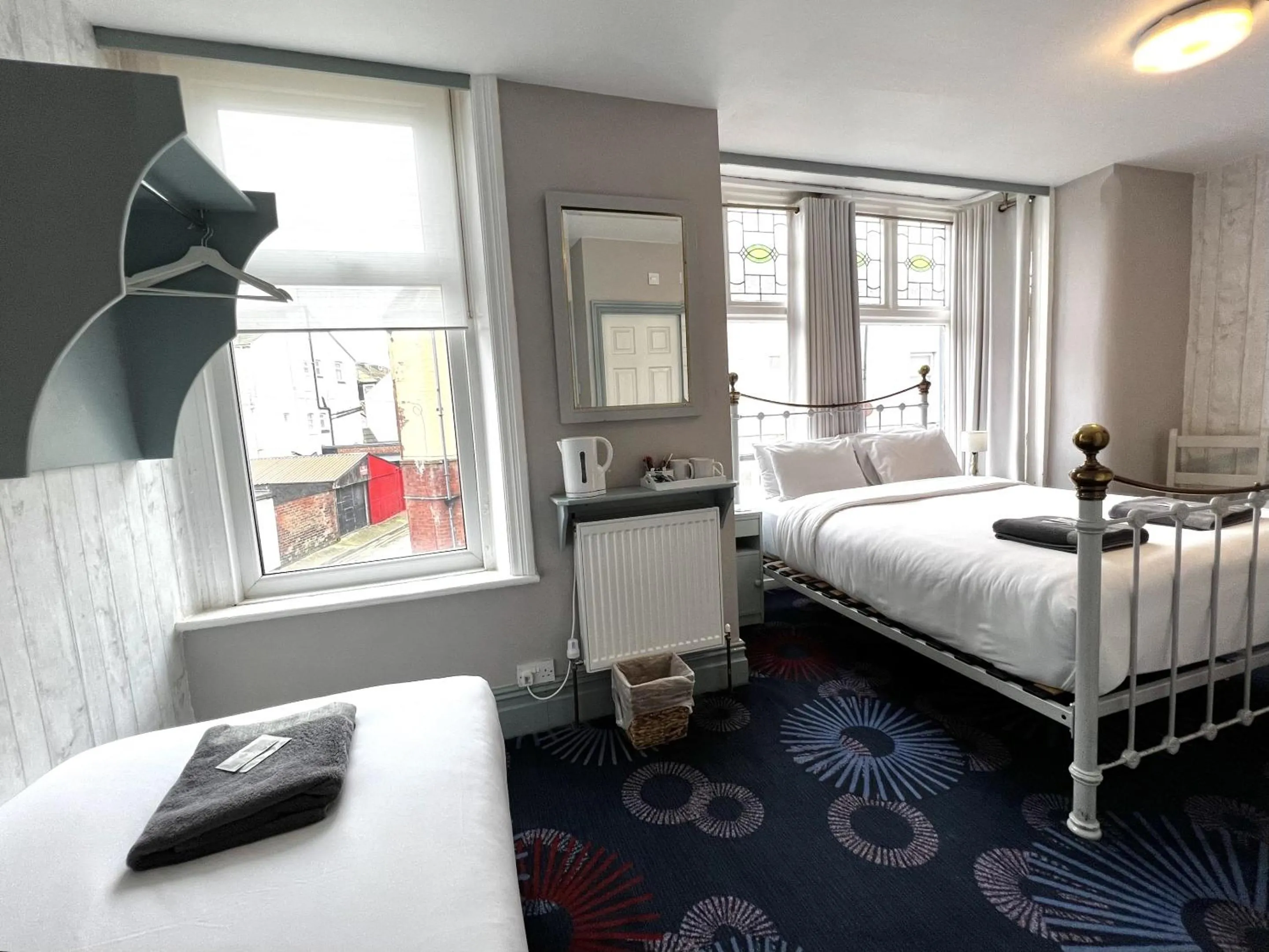 Bedroom, Bed in Central Cove Guesthouse