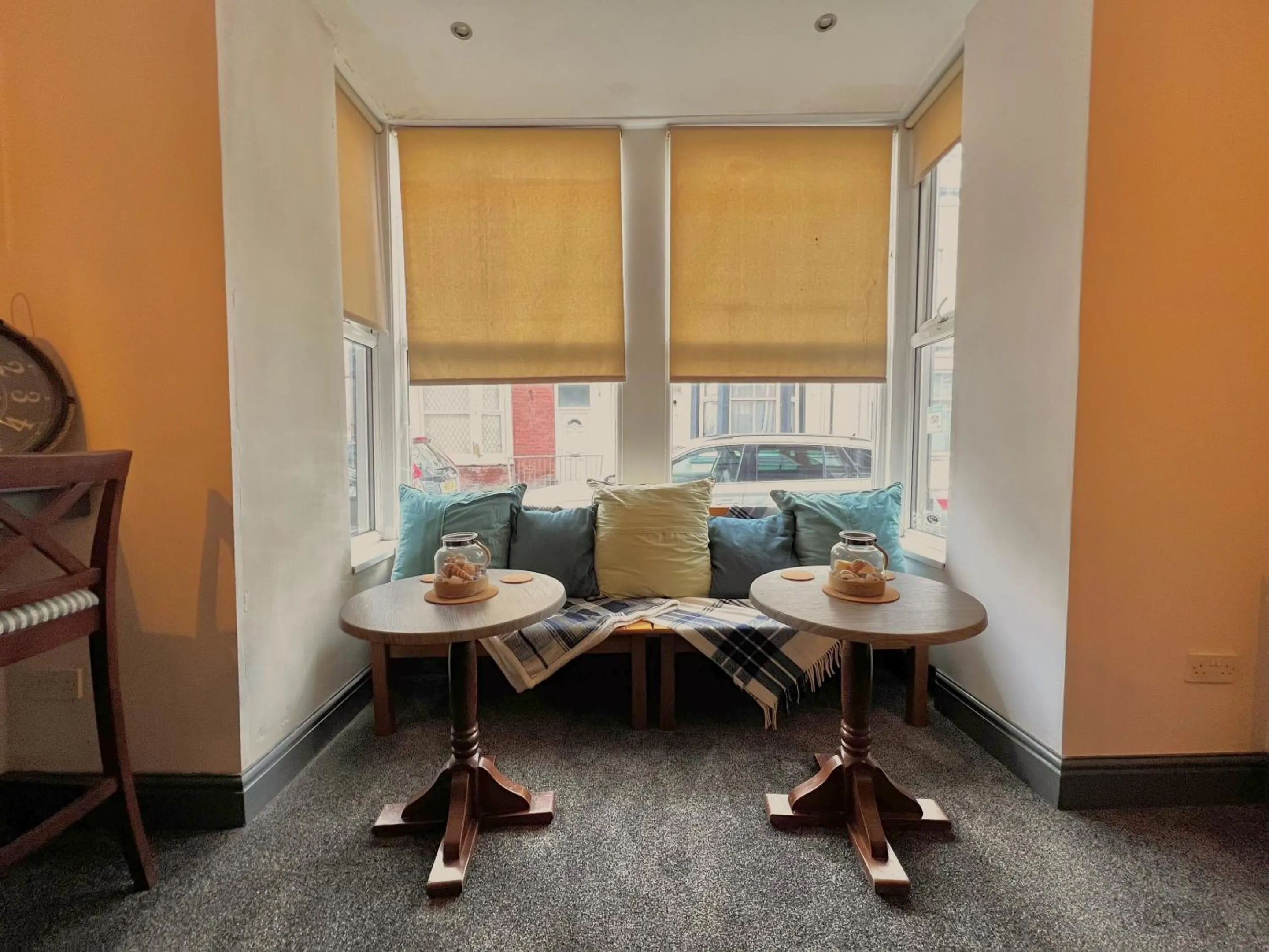 Lobby or reception in Central Cove Guesthouse