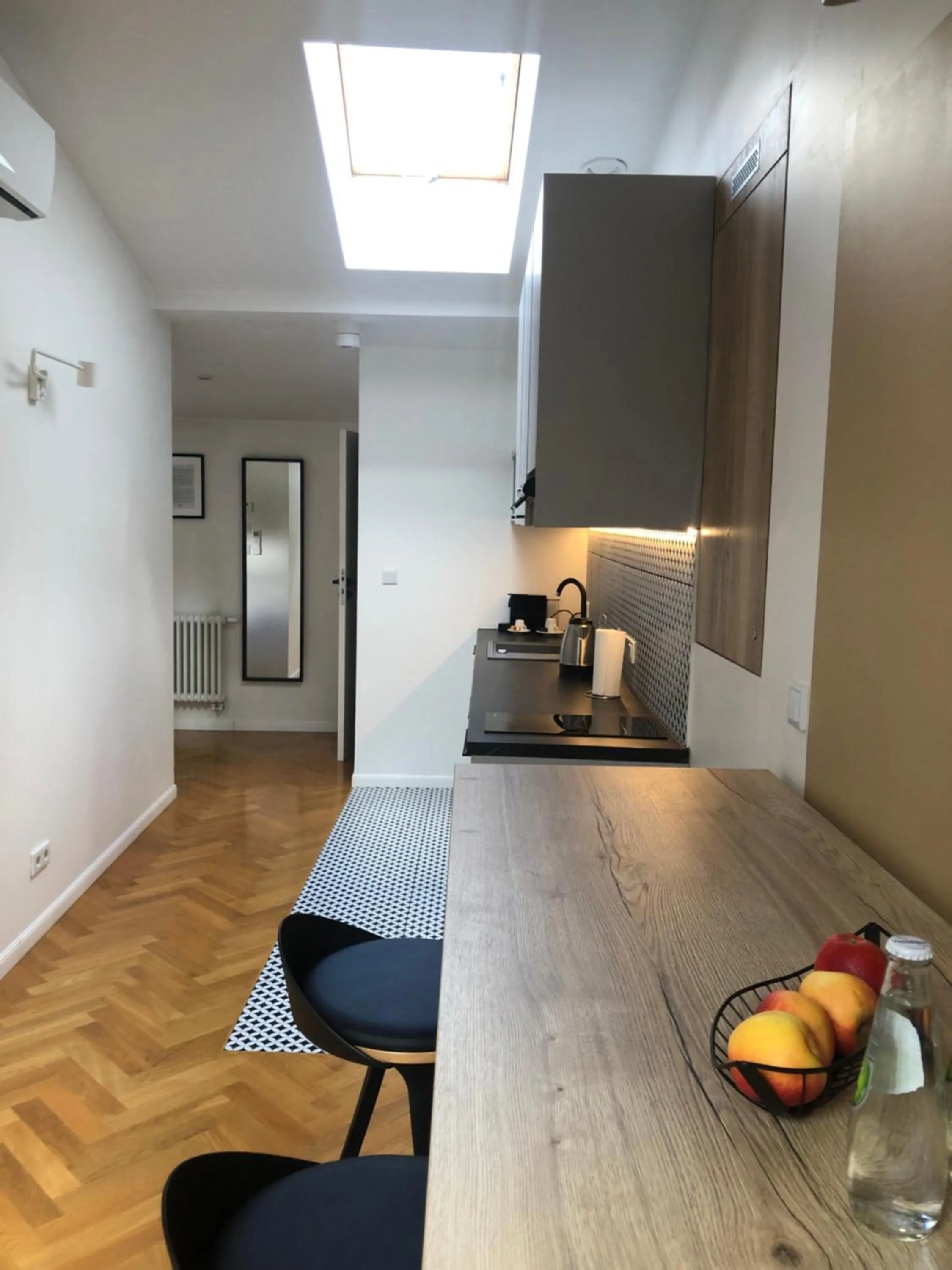 Kitchen or kitchenette in Ermine Suites