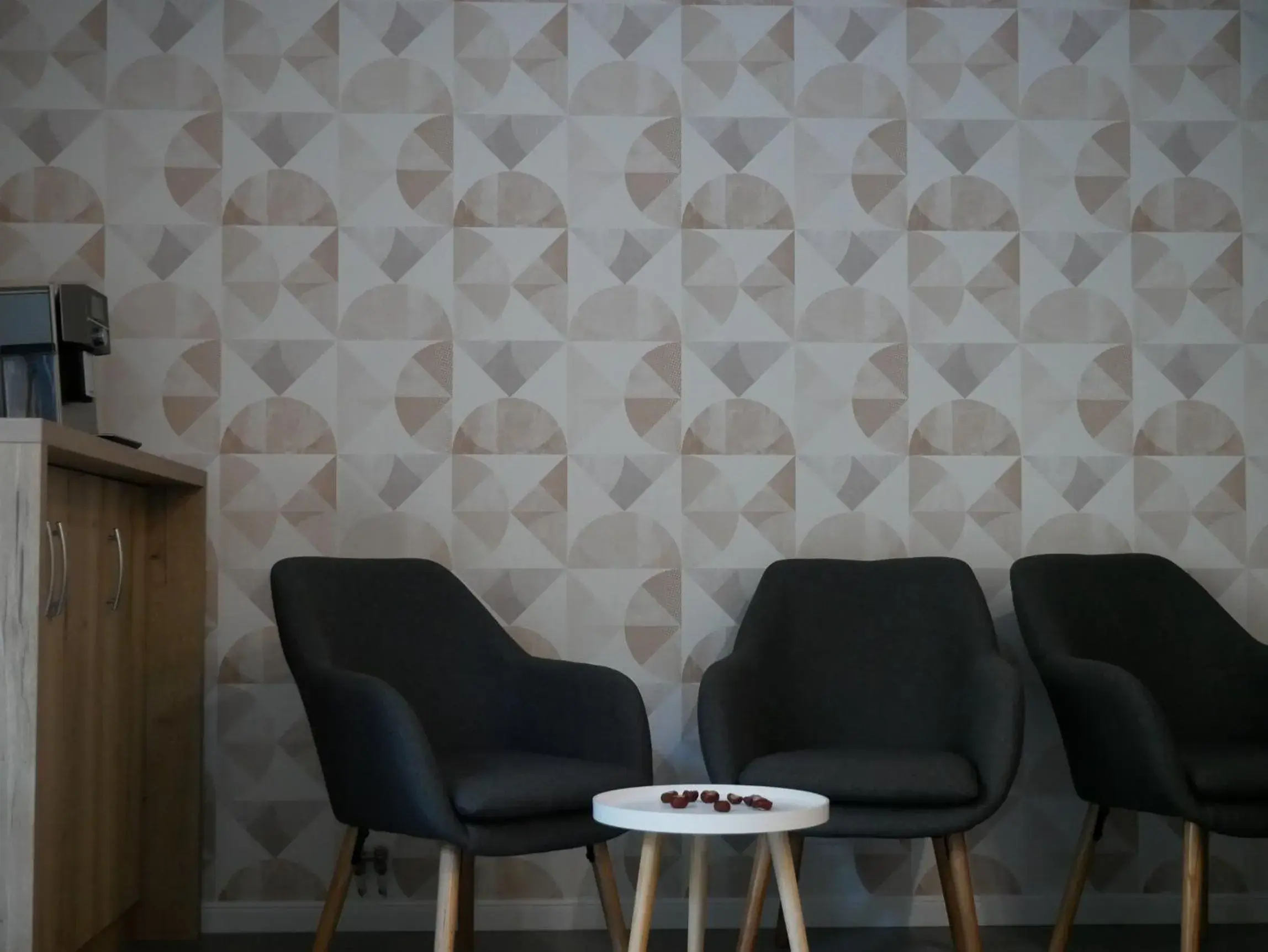 Property building in Ermine Suites Property building in Ermine Suites