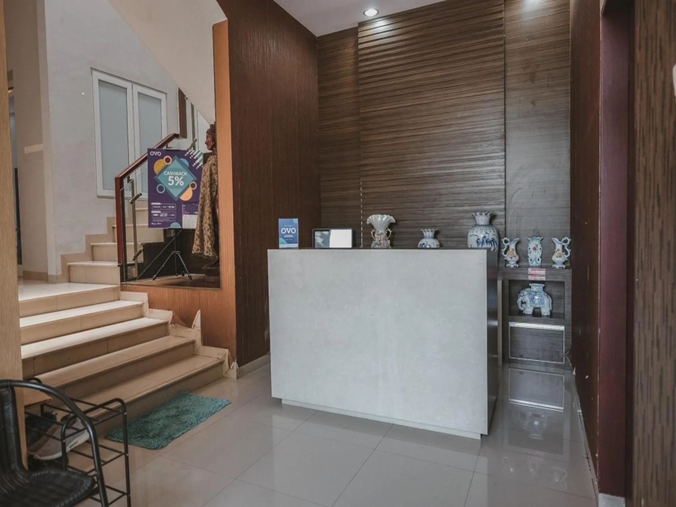 Lobby or reception in RedDoorz @ Jamin Ginting Medan