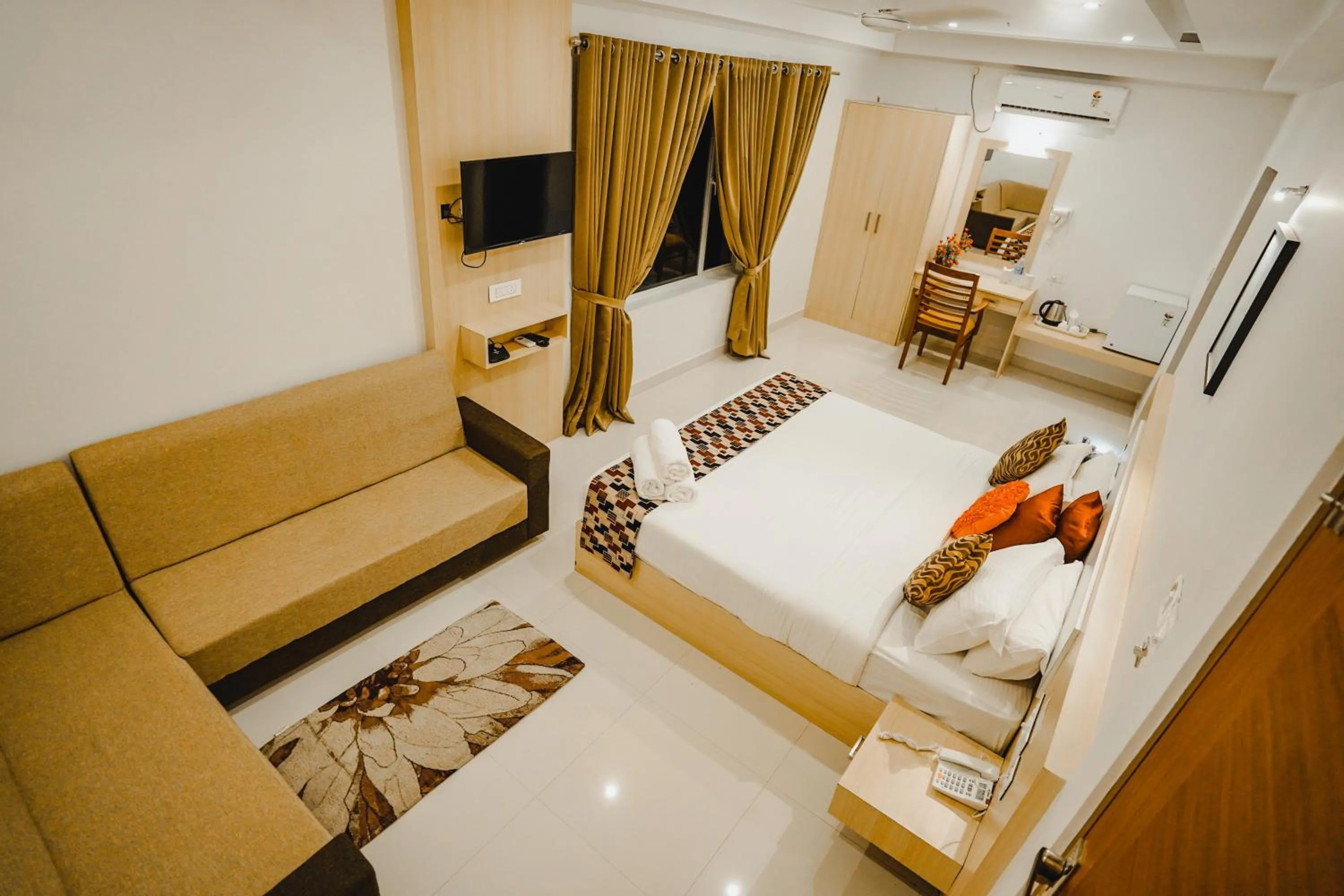 Bedroom, Bed in Athirappilly Rainland Resort