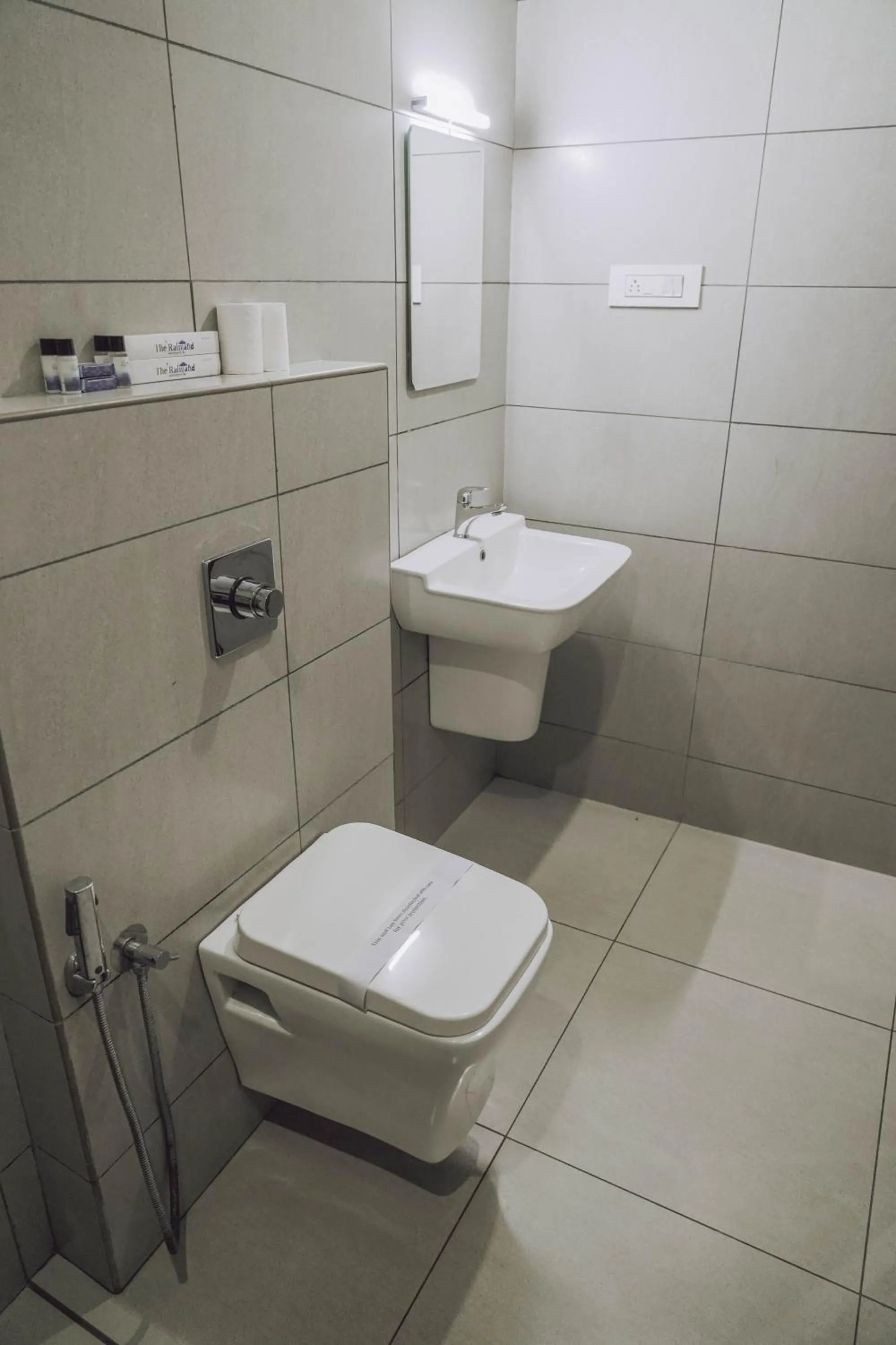 Toilet in Athirappilly Rainland Resort