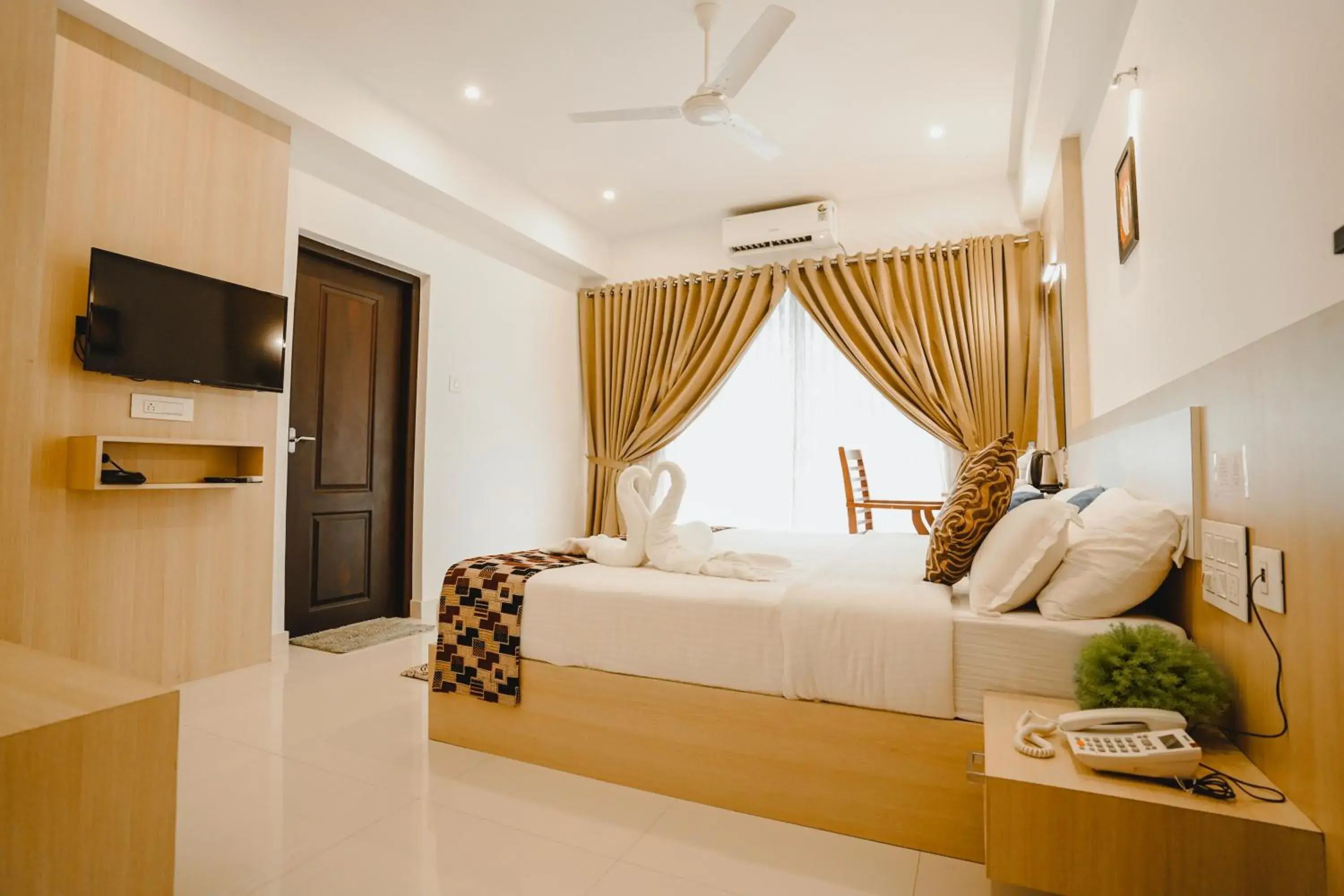 Bedroom, Bed in Athirappilly Rainland Resort Bedroom, Bed in Athirappilly Rainland Resort
