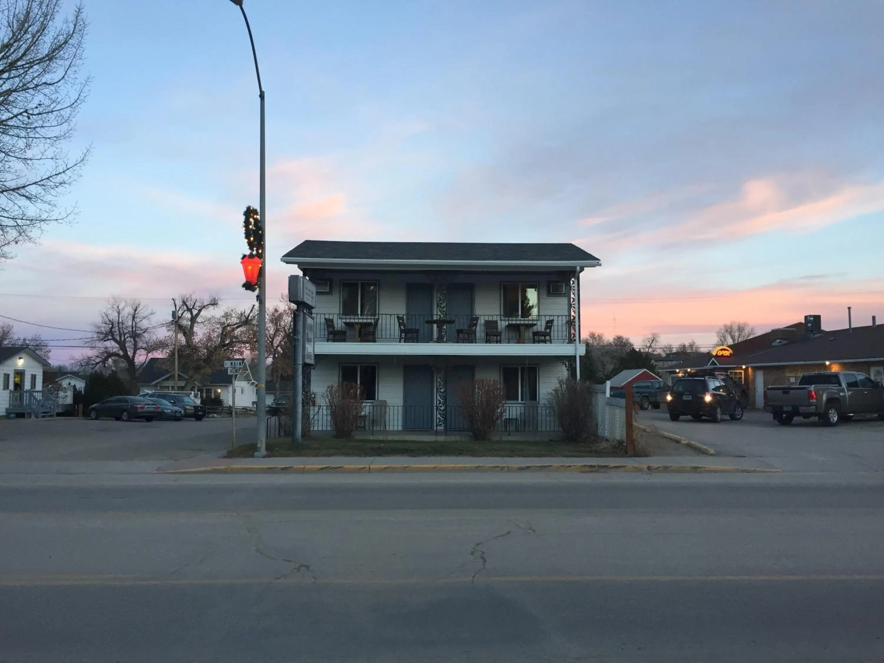 Property building in Mansion House Motel
