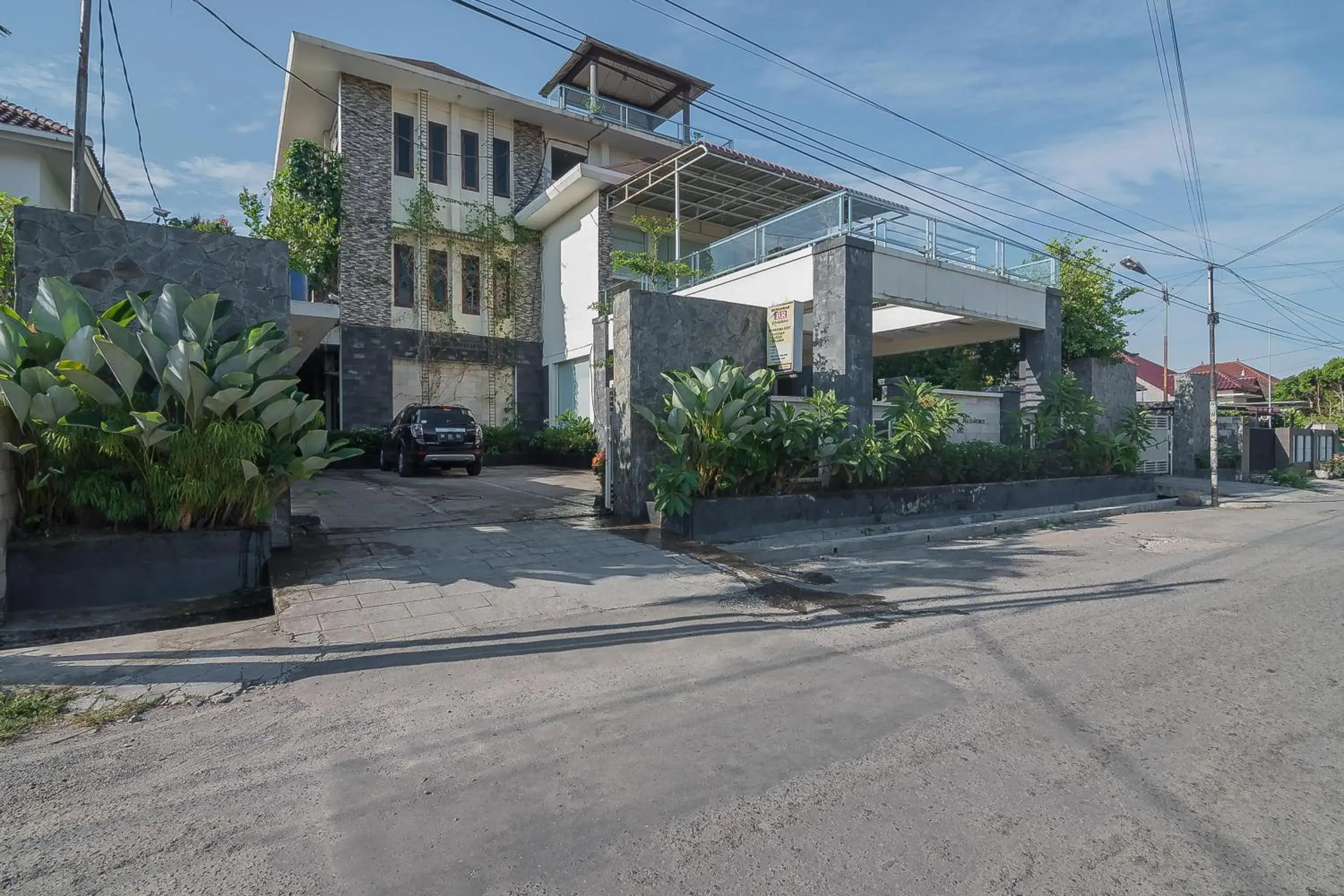 RedDoorz Plus near Cambridge City Square 2 Medan RedDoorz Plus near Cambridge City Square 2 Medan