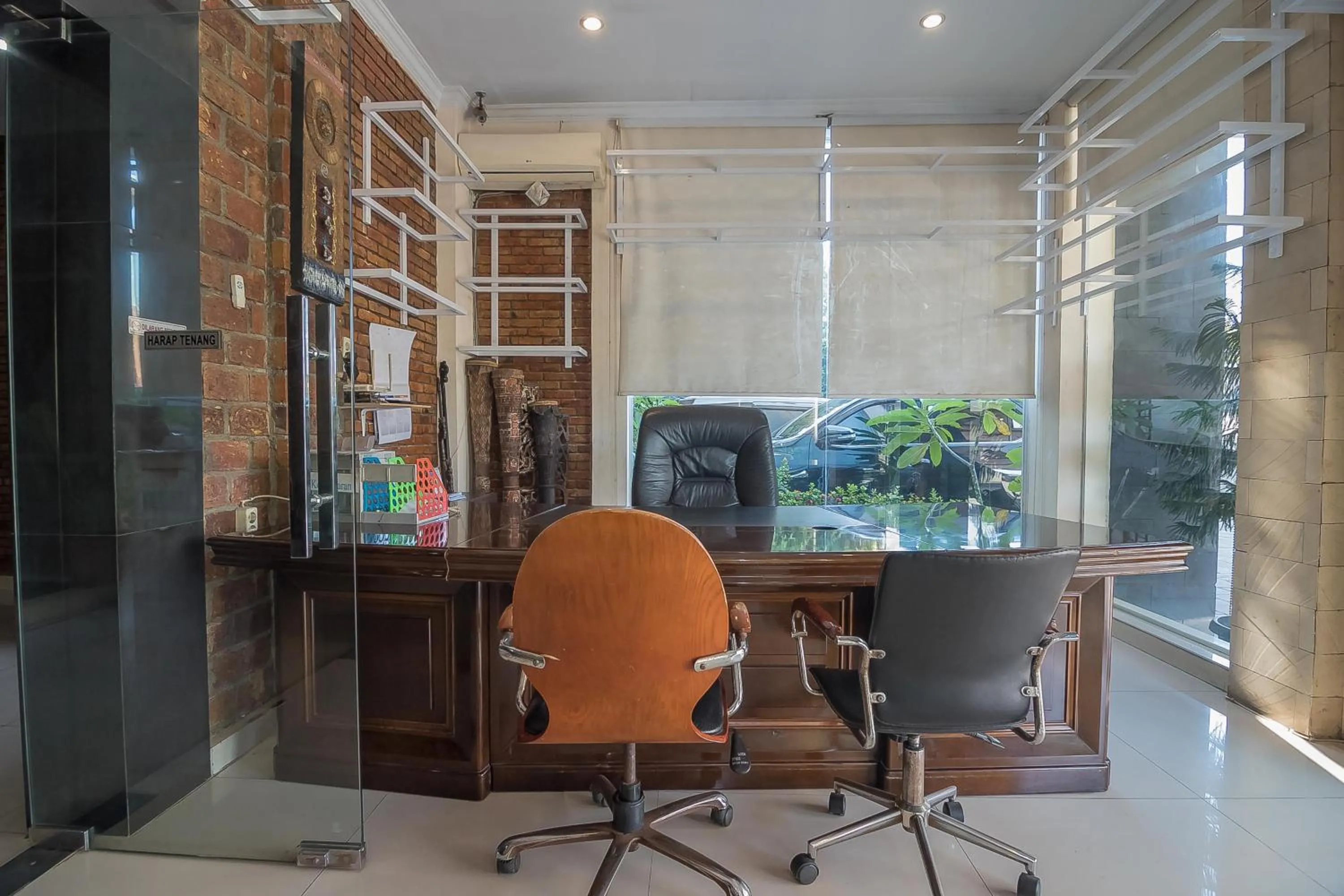 RedDoorz Plus near Cambridge City Square 2 Medan