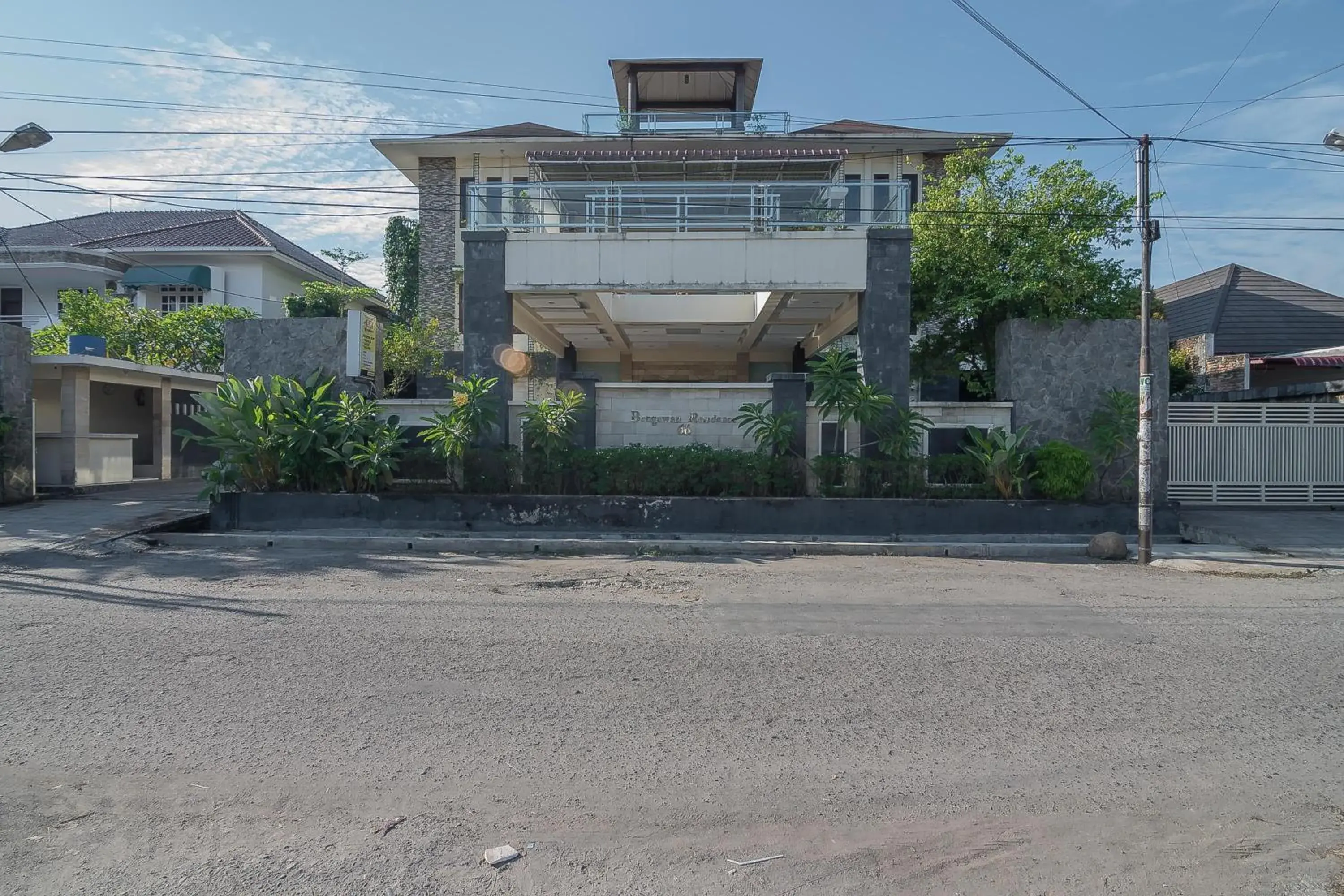 RedDoorz Plus near Cambridge City Square 2 Medan RedDoorz Plus near Cambridge City Square 2 Medan