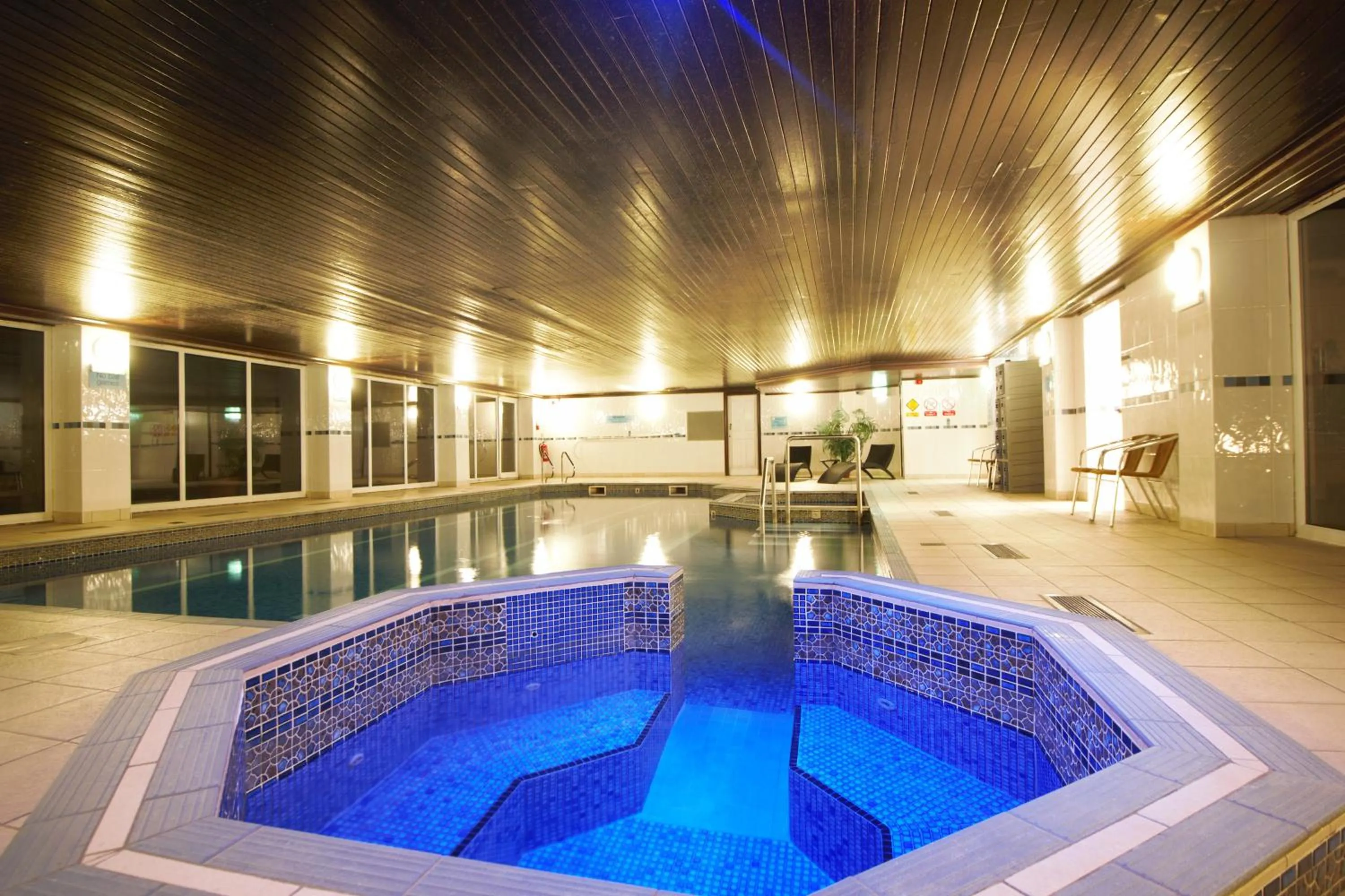 Swimming pool in Beaches Chalets