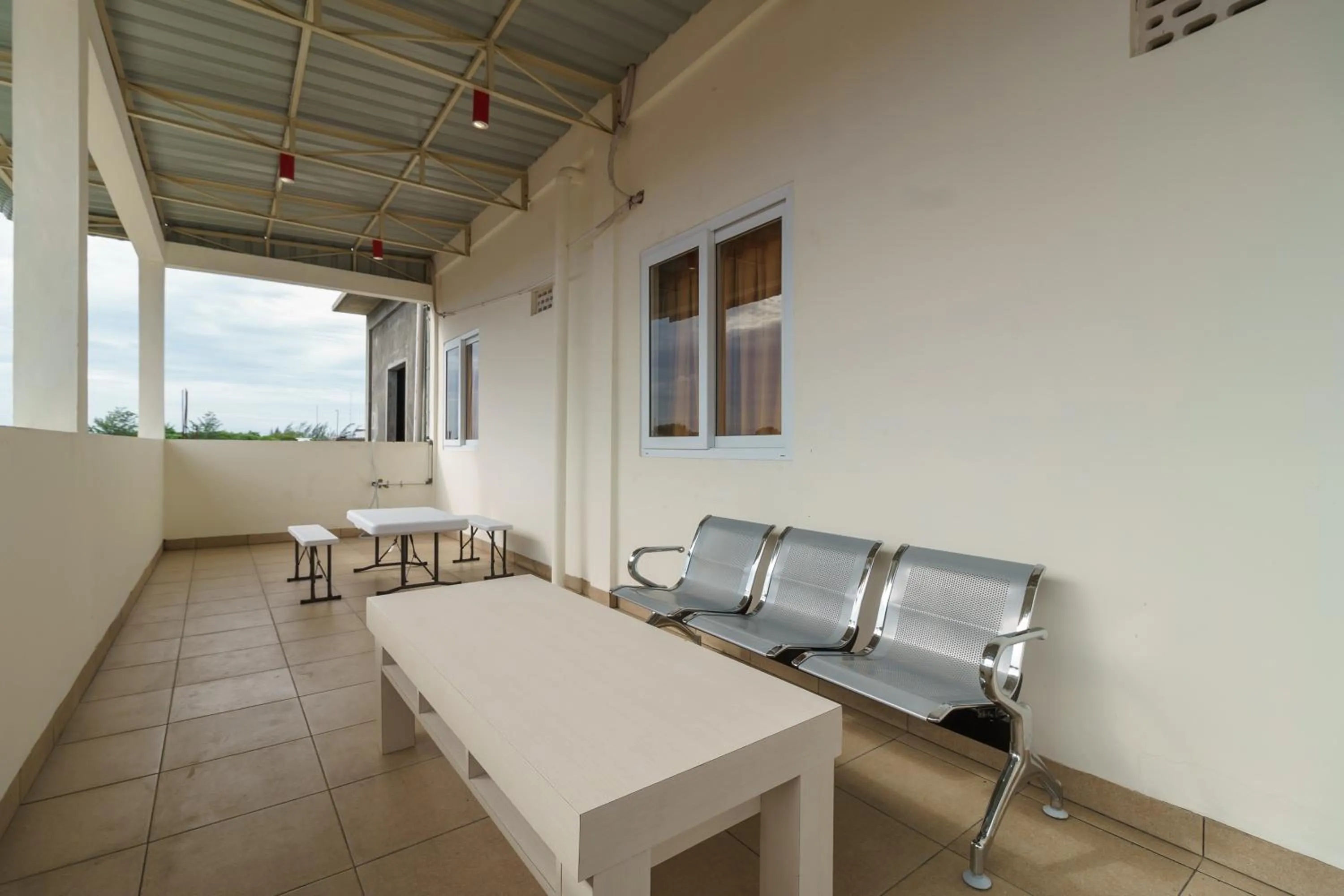 RedDoorz Syariah near Universitas Serambi Mekkah