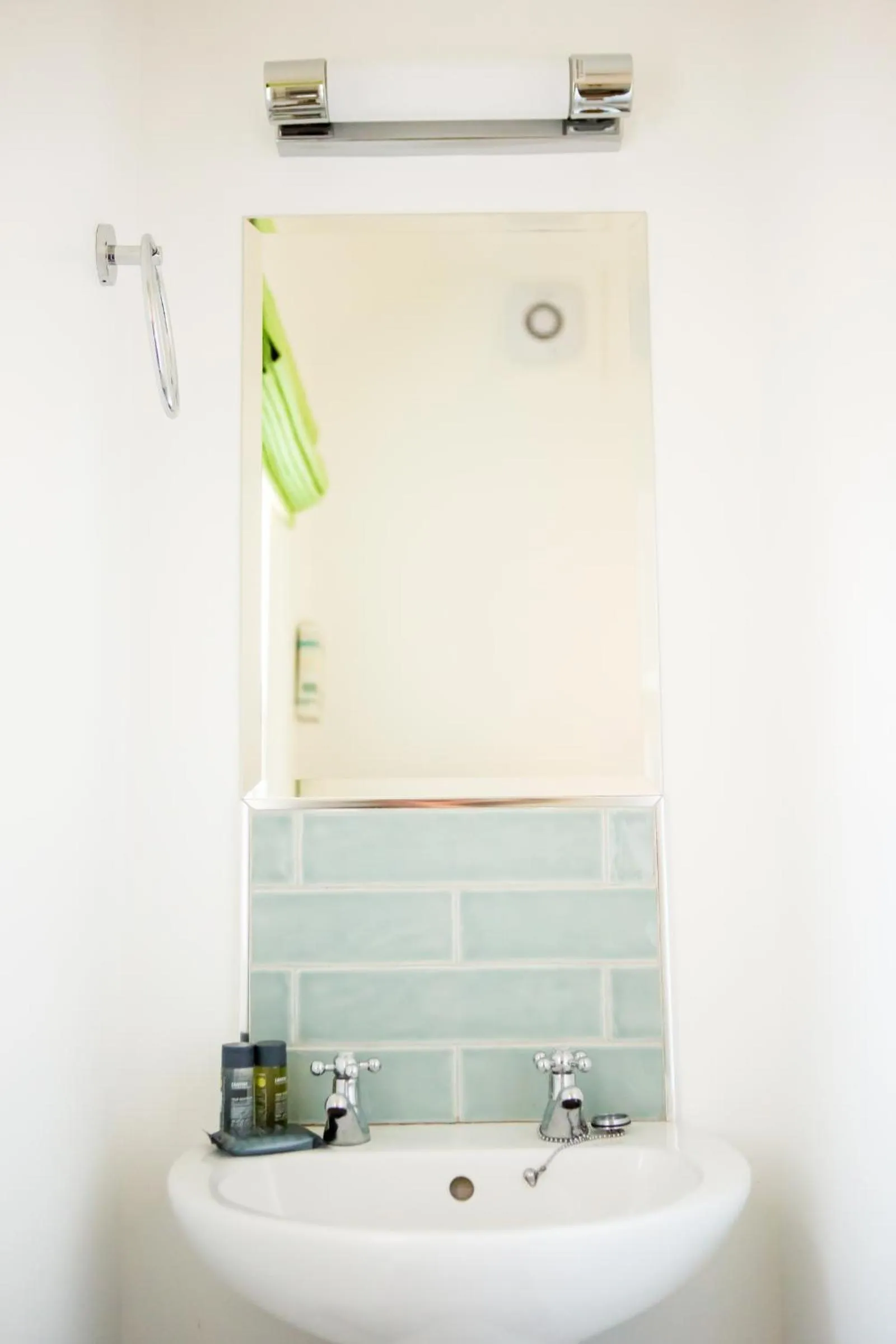 Bathroom in The Golden Lion Inn