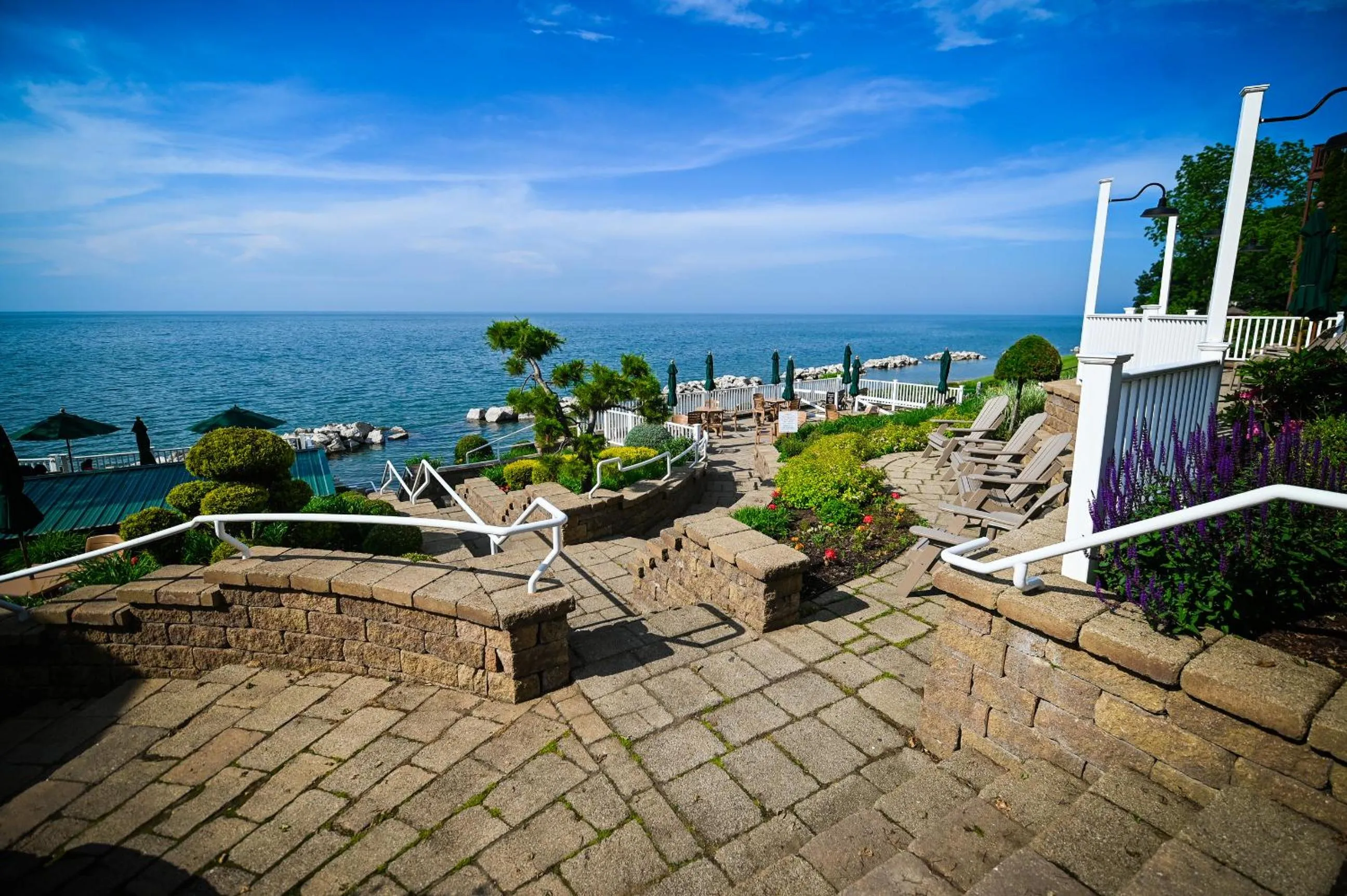 Property building in The Lakehouse Inn Geneva