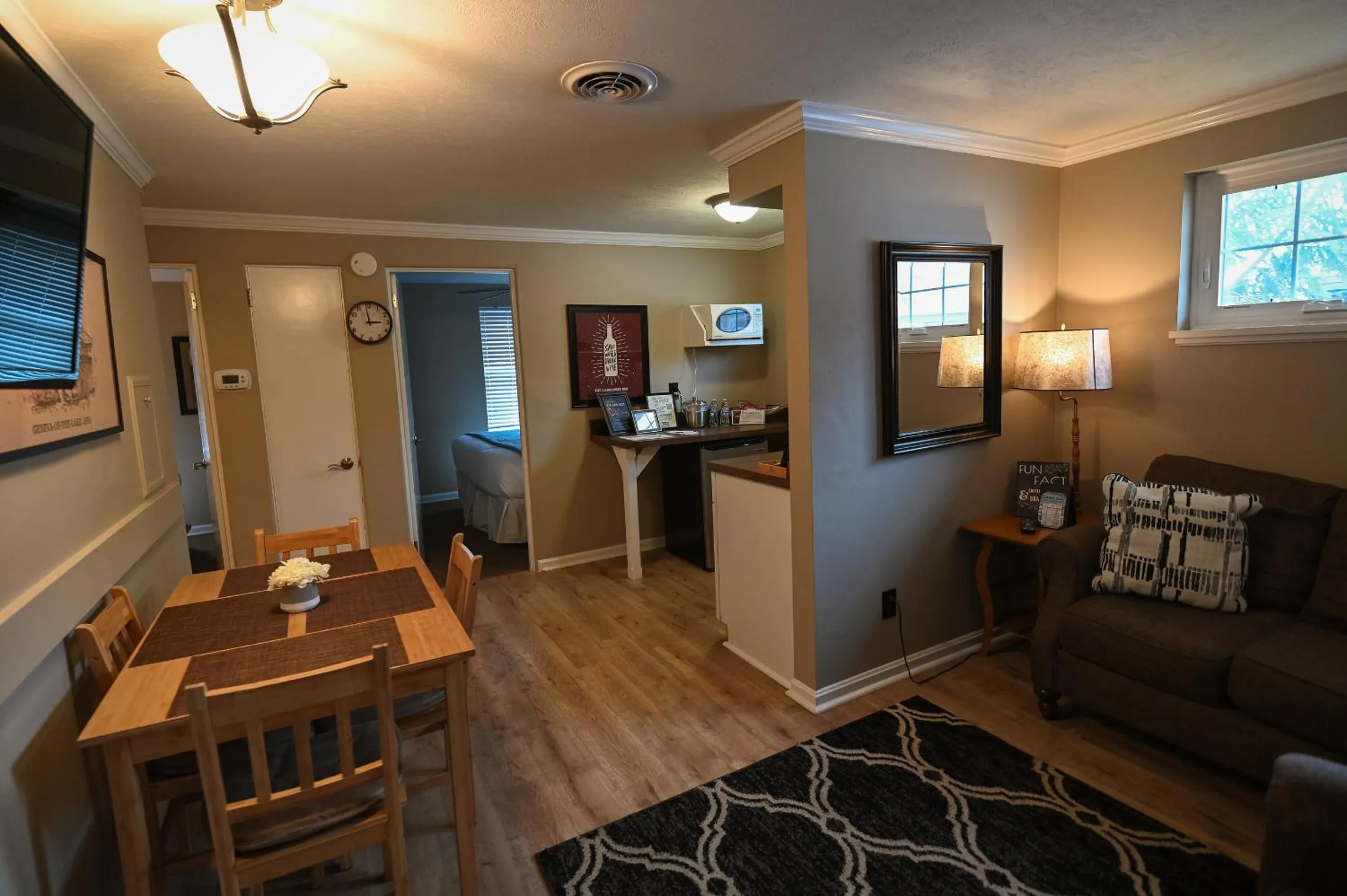 Seating area in The Lakehouse Inn Geneva