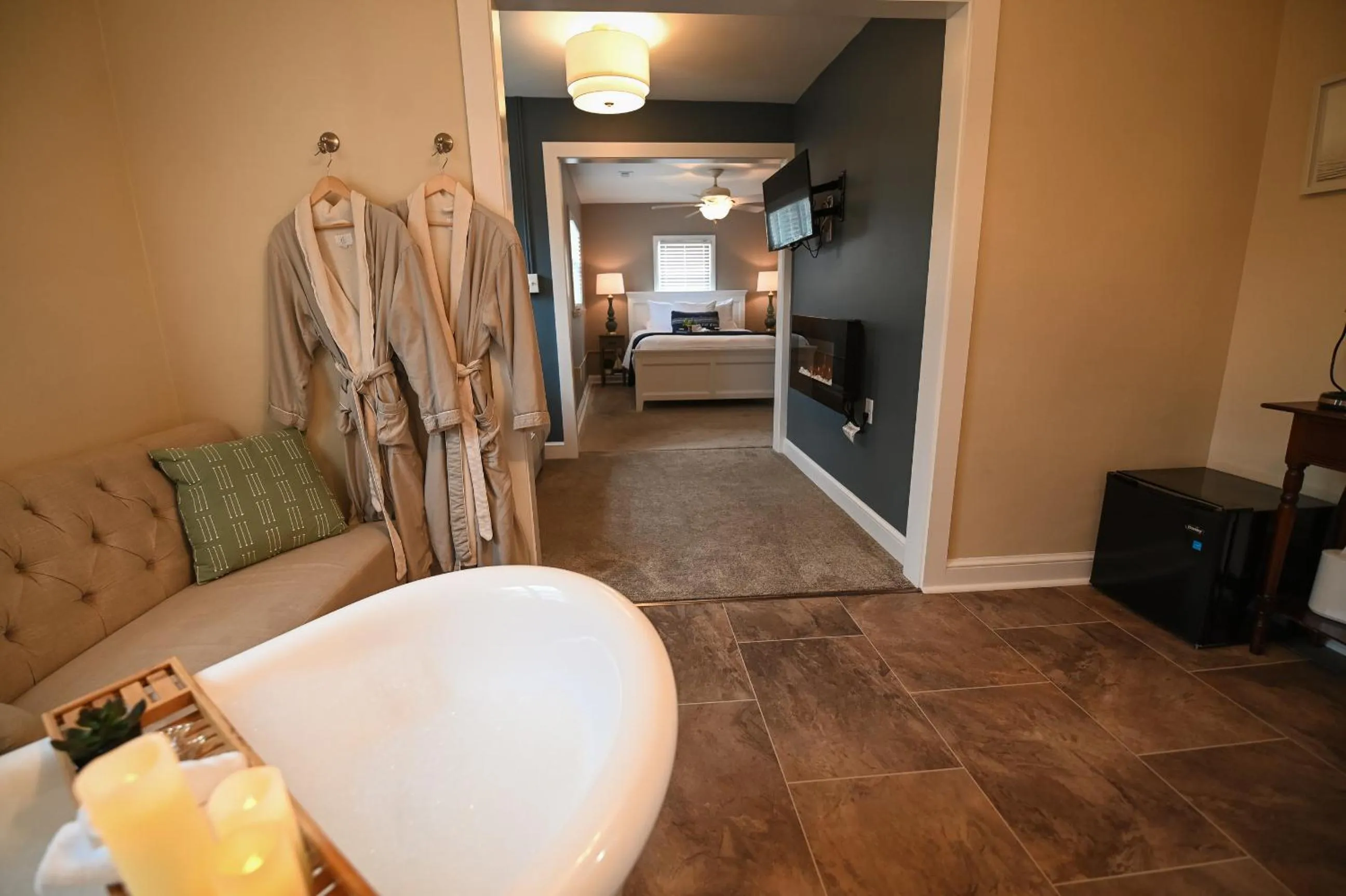 The Lakehouse Inn Geneva